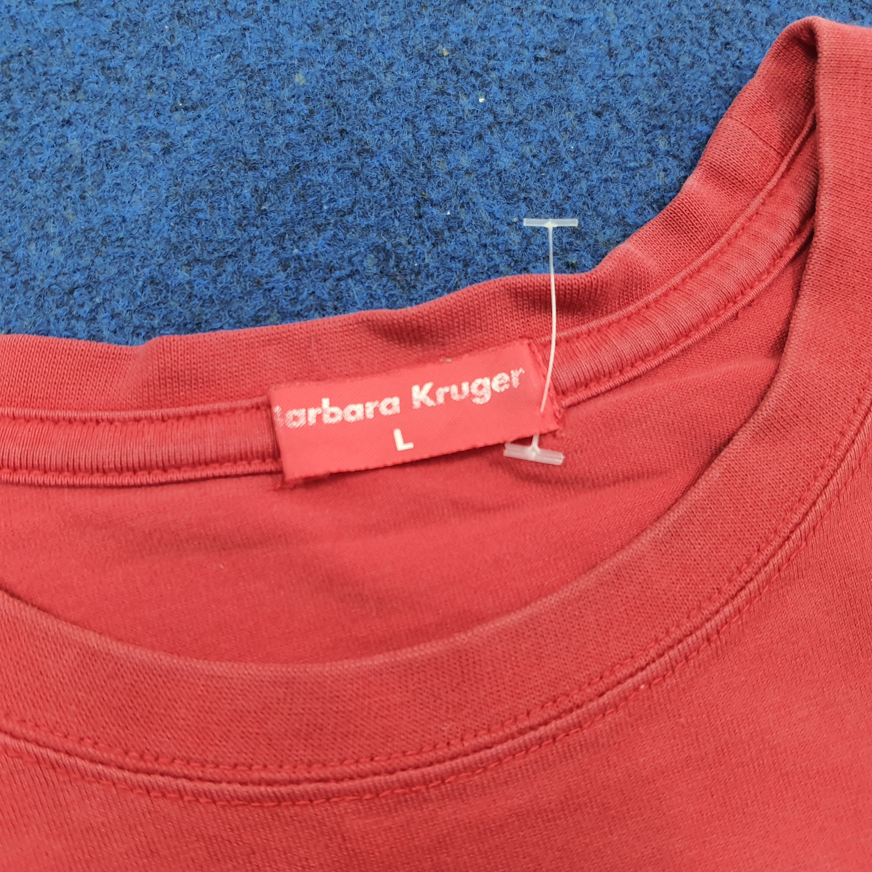 Barbara Kruger Vintage Barbara Kruger Designer Artwork Tshirt C223N20 Size US L / EU 52-54 / 3 - 4 Thumbnail