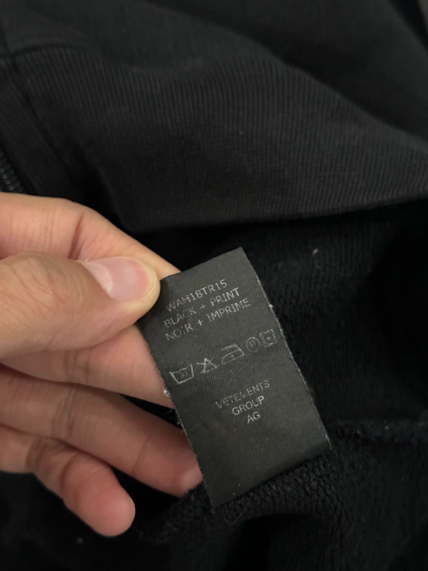 Vetements Vetements Titanic Hoodie 2501-Nextarrow Size US XS / EU 42 / 0 - 4 Thumbnail