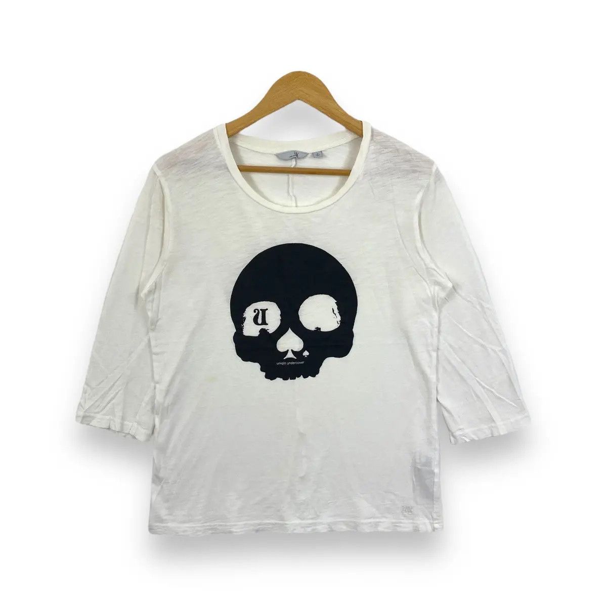 Japanese Brand UNIQLO UNDERCOVER SKULL Long Sleeve Tee Shirt Medium Size Size M / US 6-8 / IT 42-44 - 1 Thumbnail