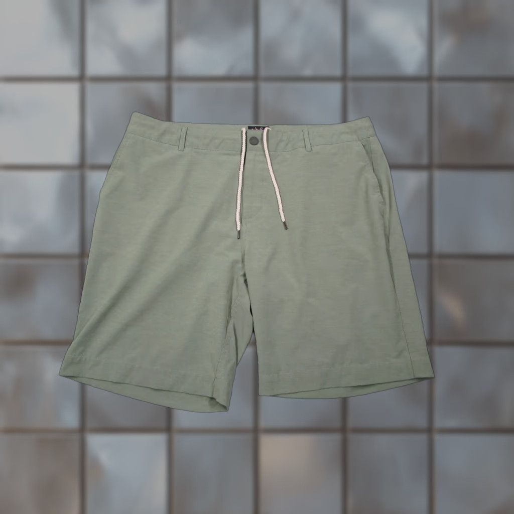 Faherty Faherty Shorts Mens 38 Green All Day 9" Casual Hybrid Beach Travel Walk Golf Size US 38 / EU 54 - 1 Thumbnail