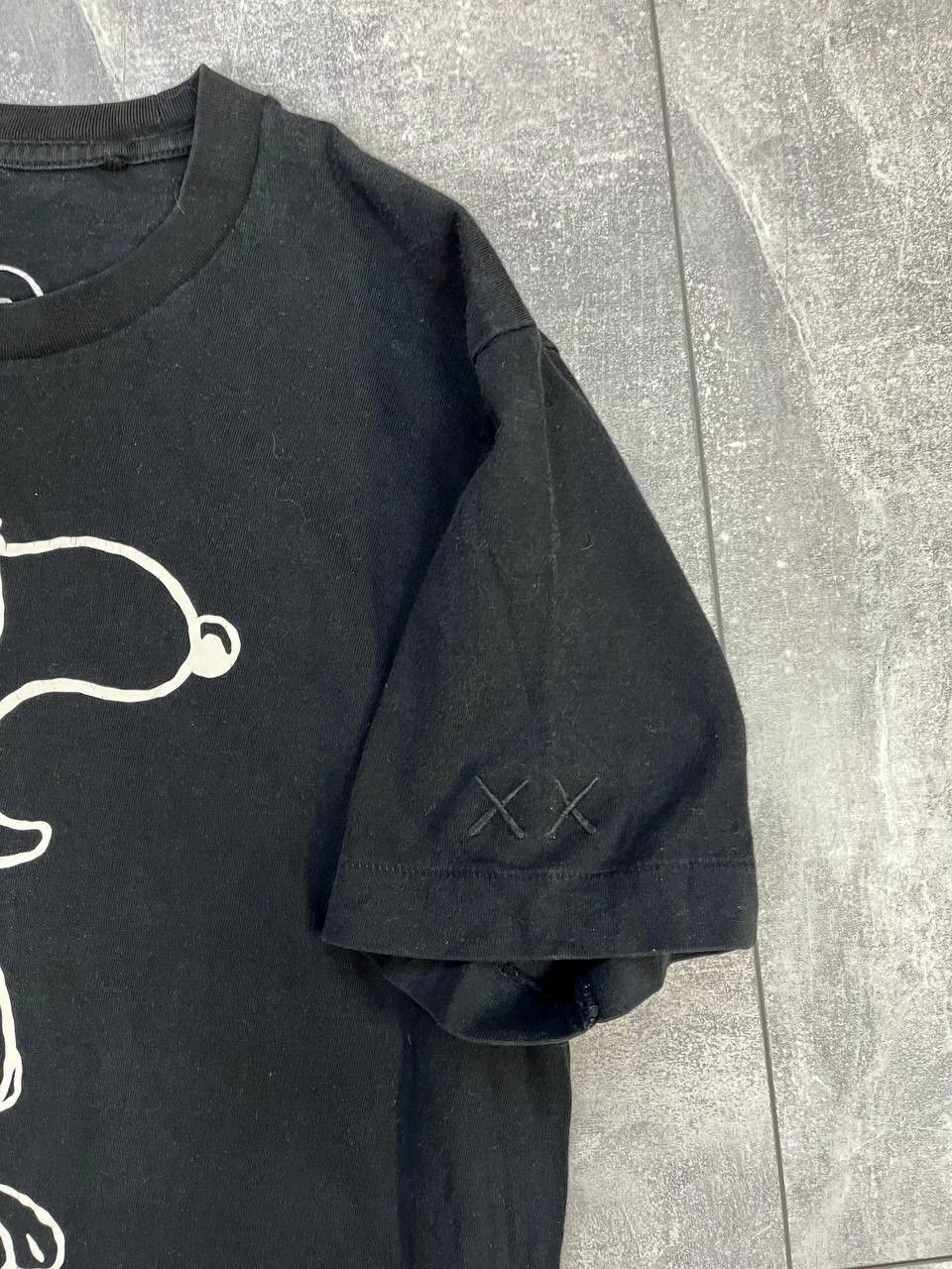 Kaws × Peanuts × Uniqlo Men’s vintage tee Uniqlo x Kaws x Peanuts Size US XS / EU 42 / 0 - 5 Thumbnail