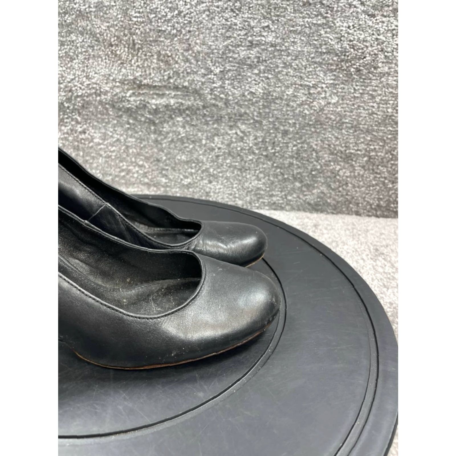 Tory Burch VINTAGE Tory Burch Heel Pumps Women Size 7 M Leather Black Stiletto Slip On Party/Cocktail Size US 5 / IT 35 - 2 Thumbnail