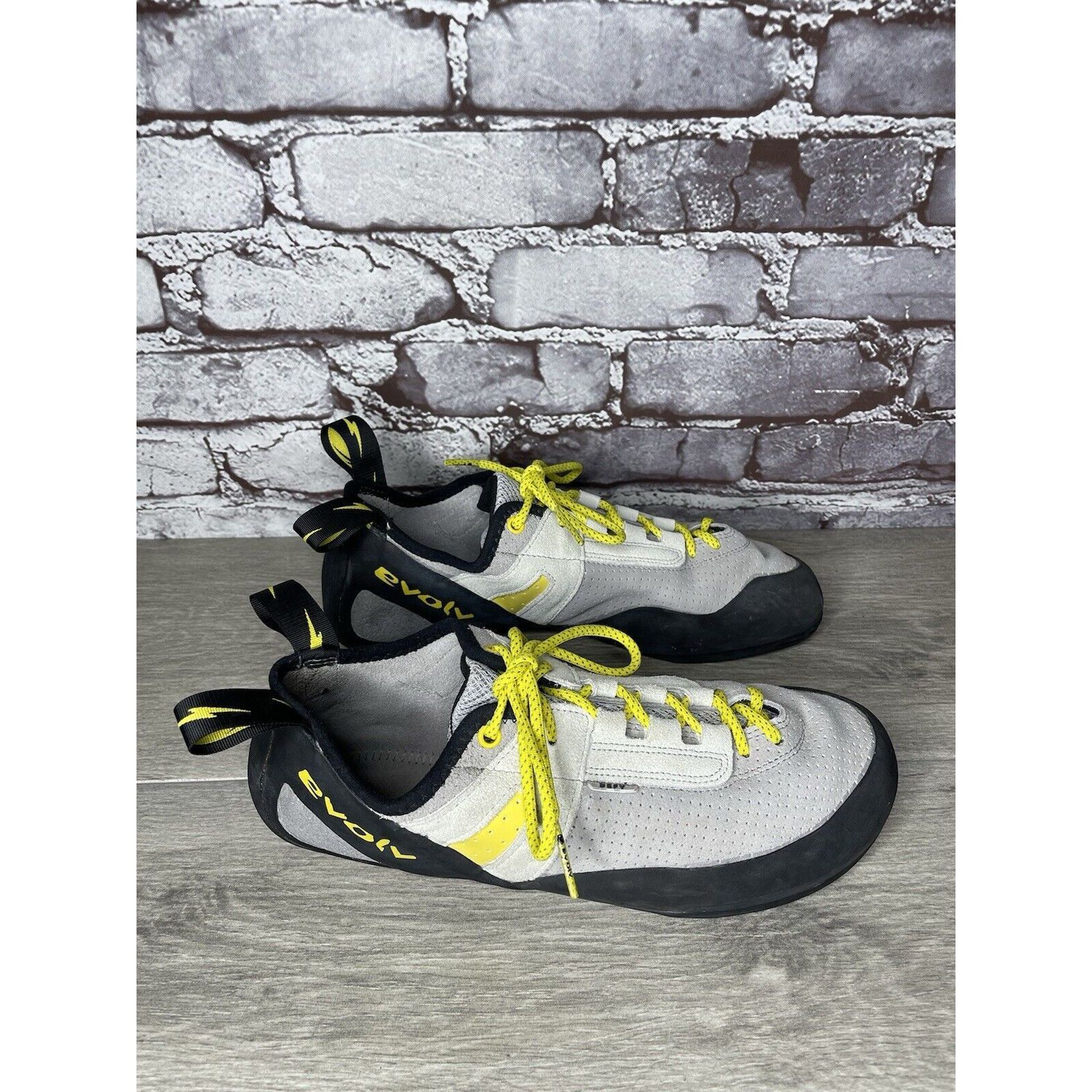 Other Evolv Defy Gray & Yellow Lace Up Climbing Shoes Fog Men Sz 1 Size US 12 / EU 45 - 19 Thumbnail