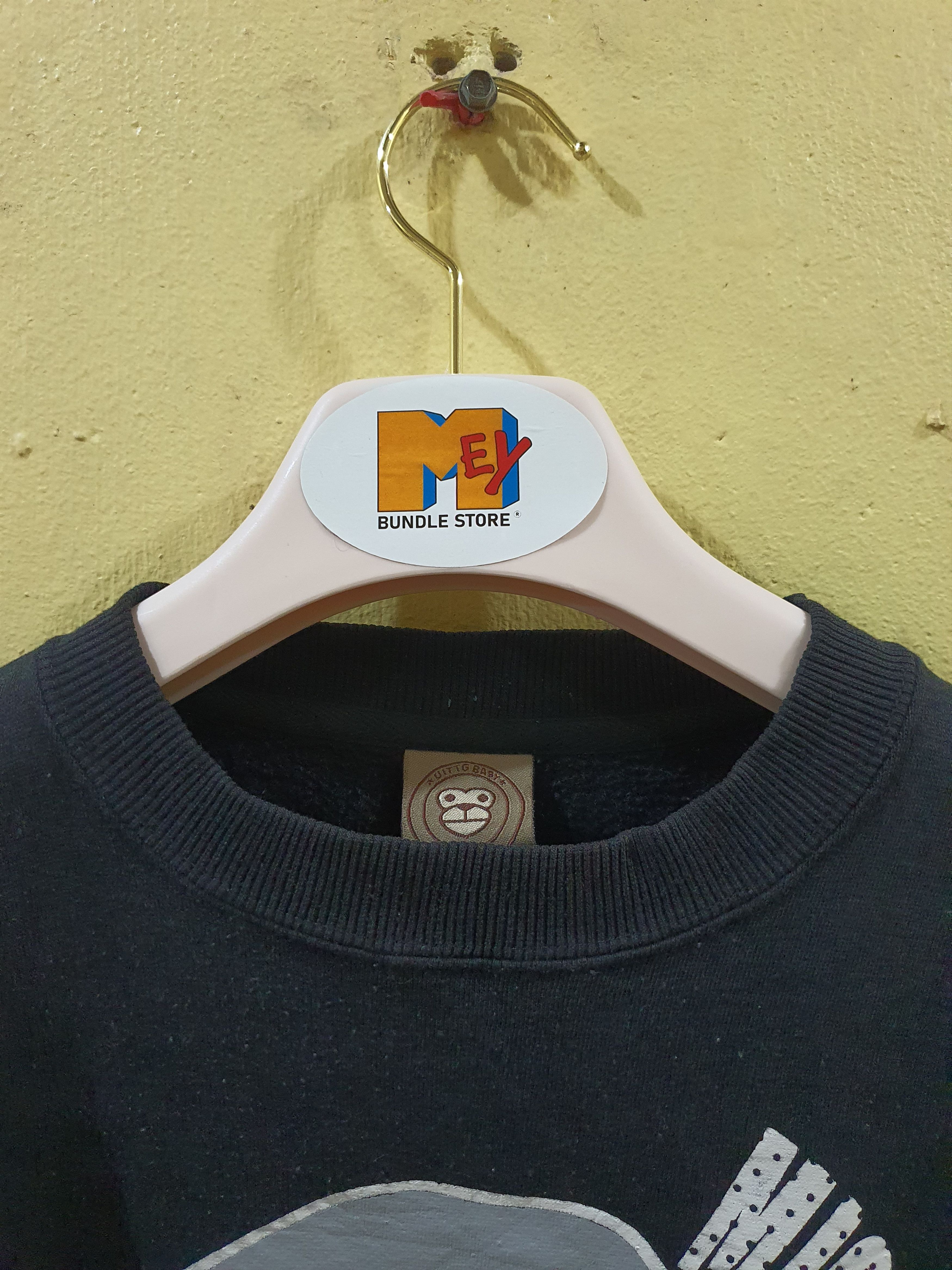 Japanese Brand vintage item from the Japanese streetwear brand UITTG Baby Size US M / EU 48-50 / 2 - 4 Thumbnail