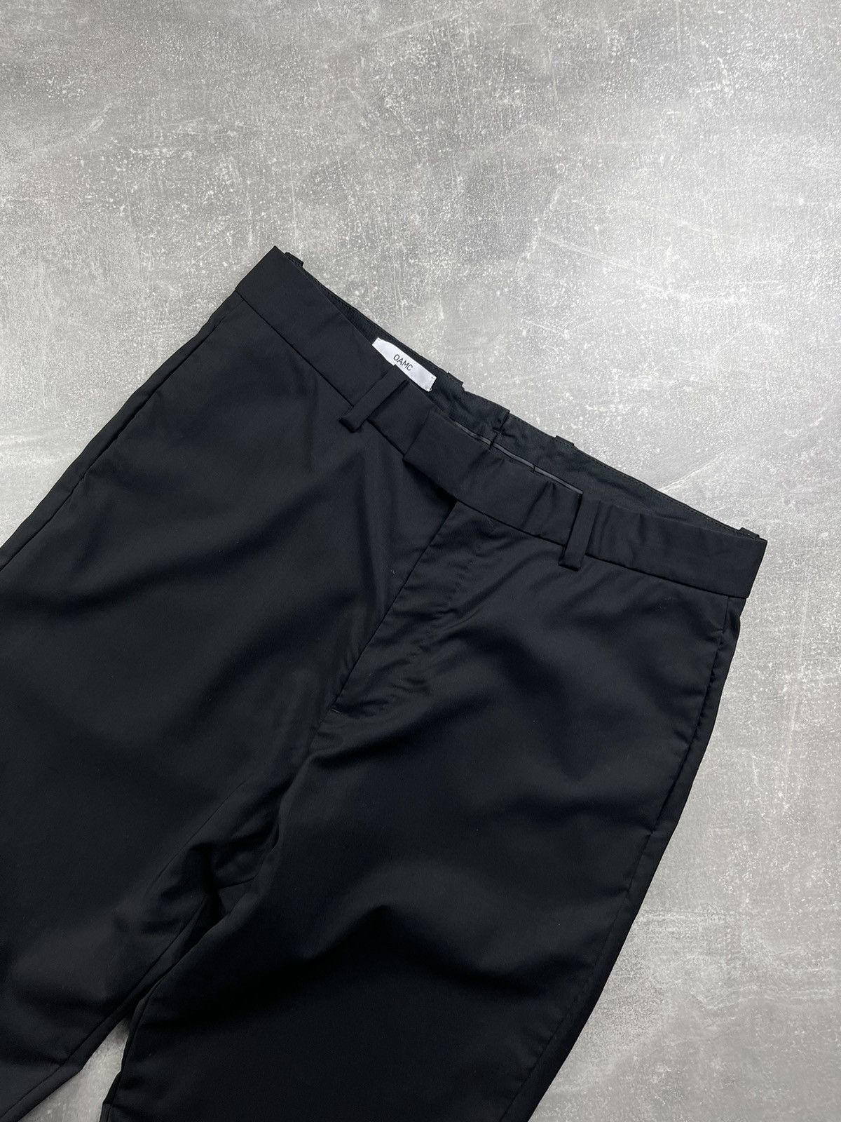 OAMC OAMC Avant-Garde Tailored Wool Cropped Trousers Black Size US 34 / EU 50 - 4 Thumbnail