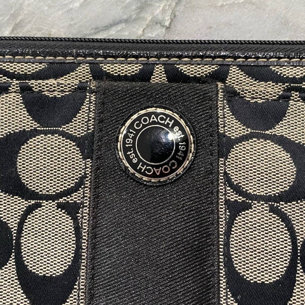 Coach Coach Black Logo Wristlet Zipper Pouch Size ONE SIZE - 7 Thumbnail