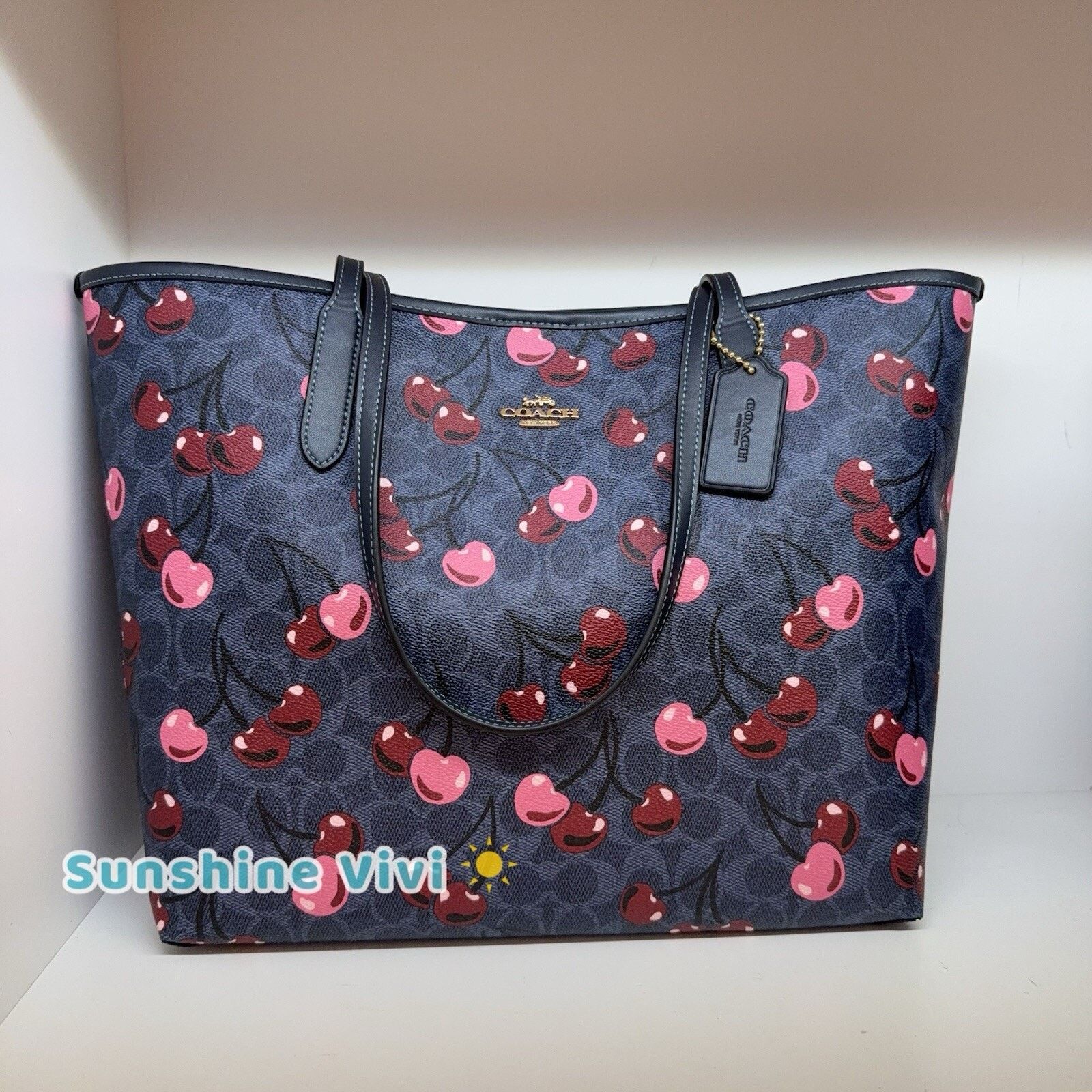 NWT Coach Cy691 City Tote Bag Signature Canvas Cherry Denim in Black, Women's