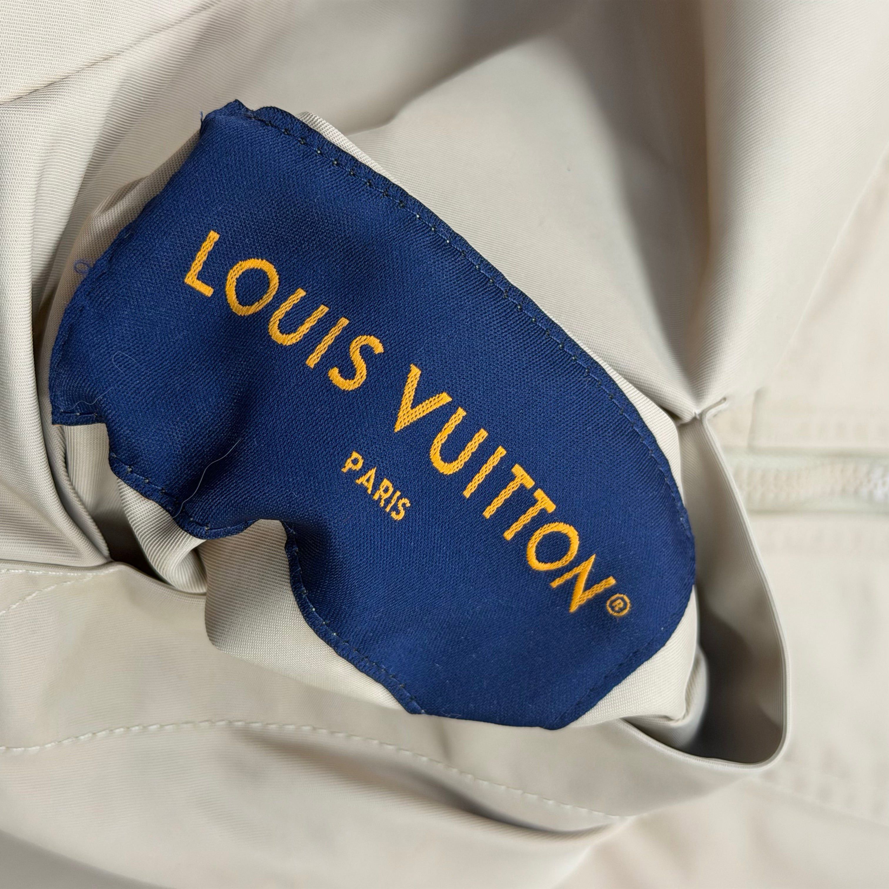 Louis Vuitton Louis Vuitton Monogram Reversible Windbreaker Gold 46 (S) Size US S / EU 44-46 / 1 - 7 Thumbnail