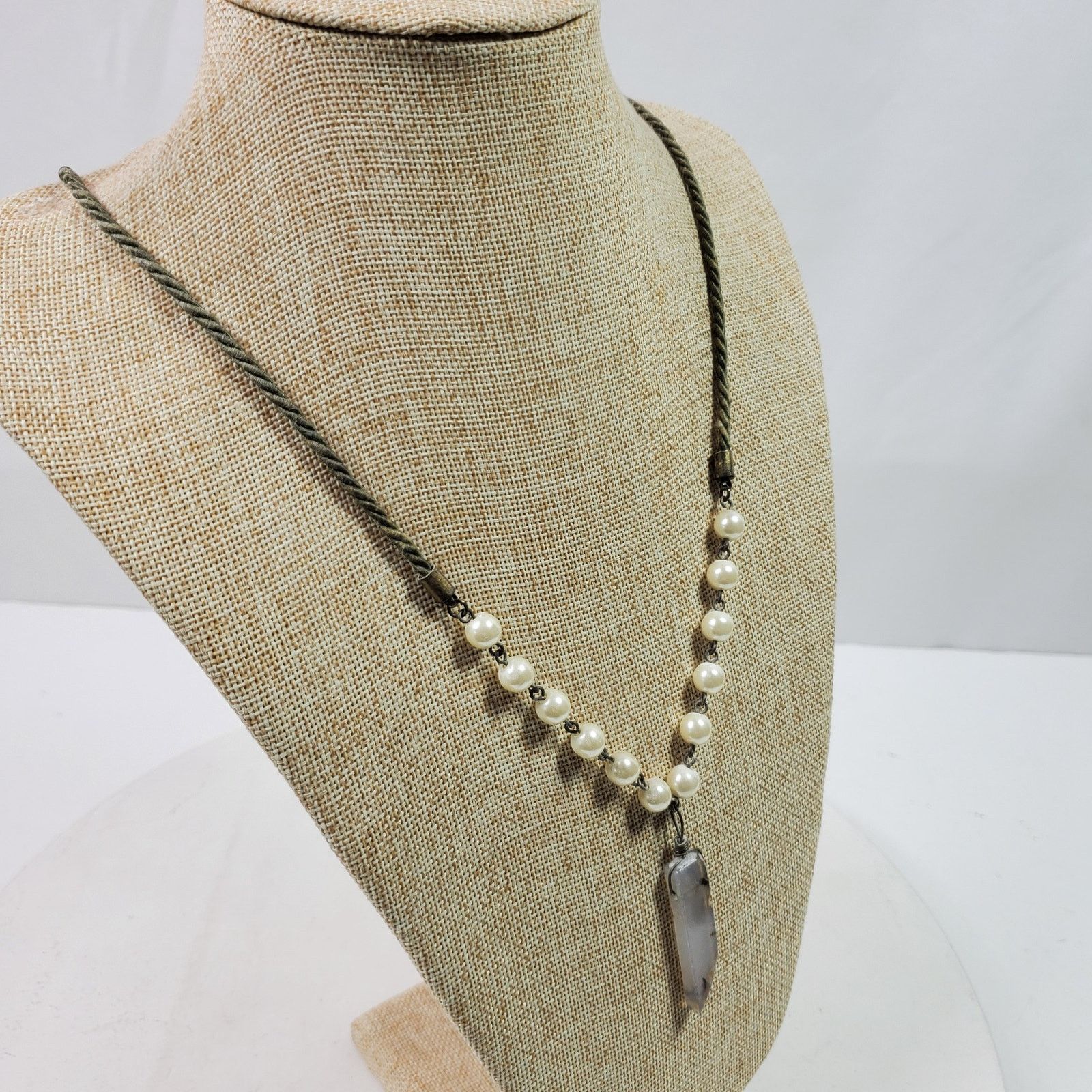 The Unbranded Brand Vintage Agate Cabochon Necklace Handcrafted 26" + Pendant Size ONE SIZE - 2 Thumbnail