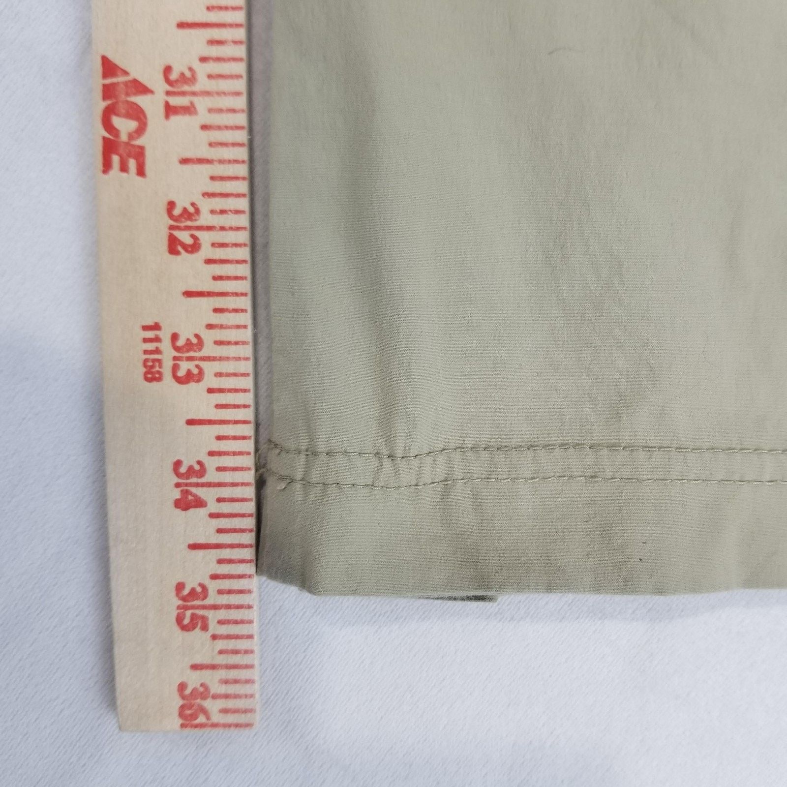 Eddie Bauer Eddie Bauer Travex Convertible Pants Mens 38x34 Khaki Hiking Size US 38 / EU 54 - 11 Thumbnail