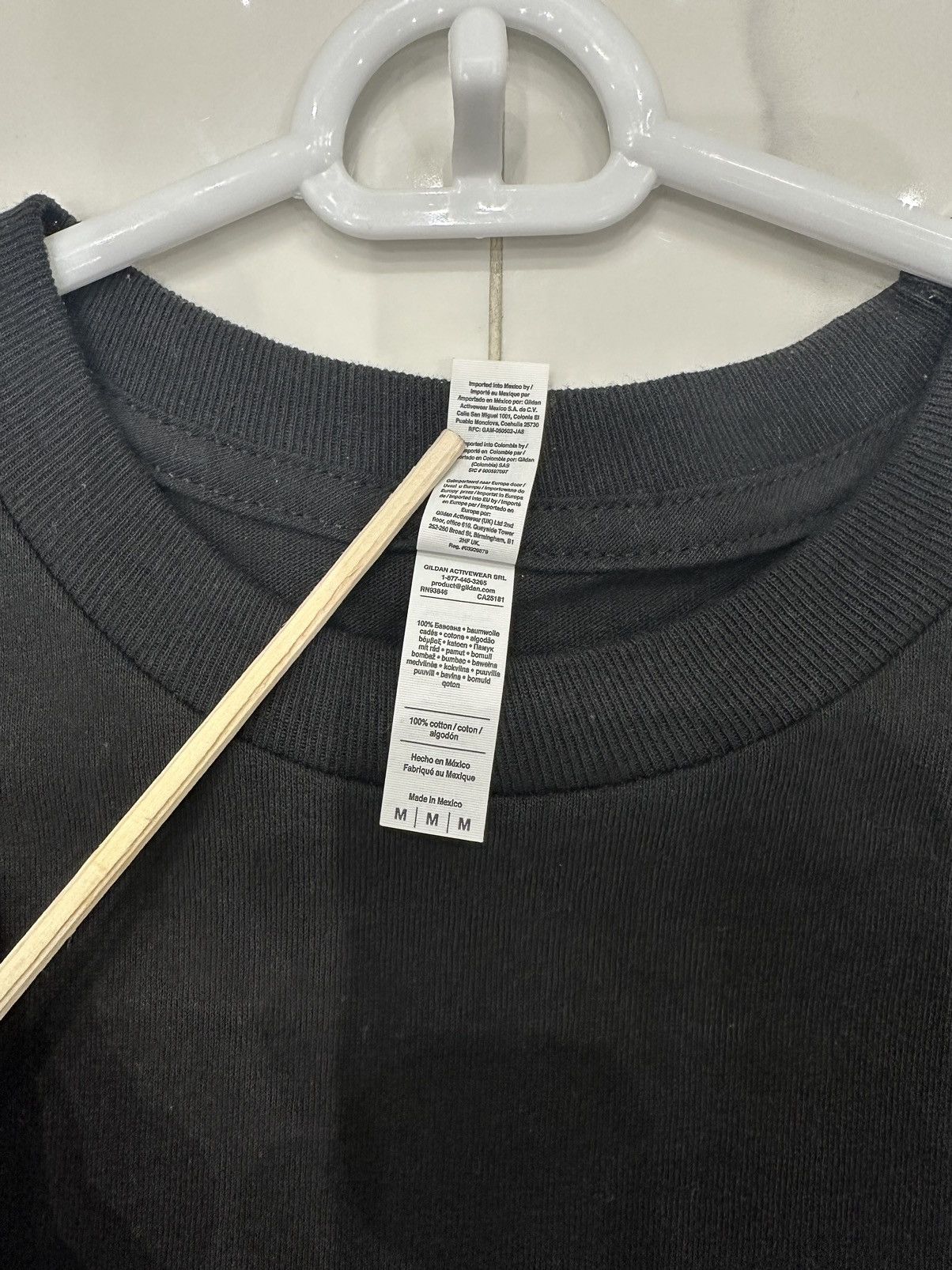 Other Don’t be a Salty B!tch ironic flea market tee Size US M / EU 48-50 / 2 - 3 Thumbnail
