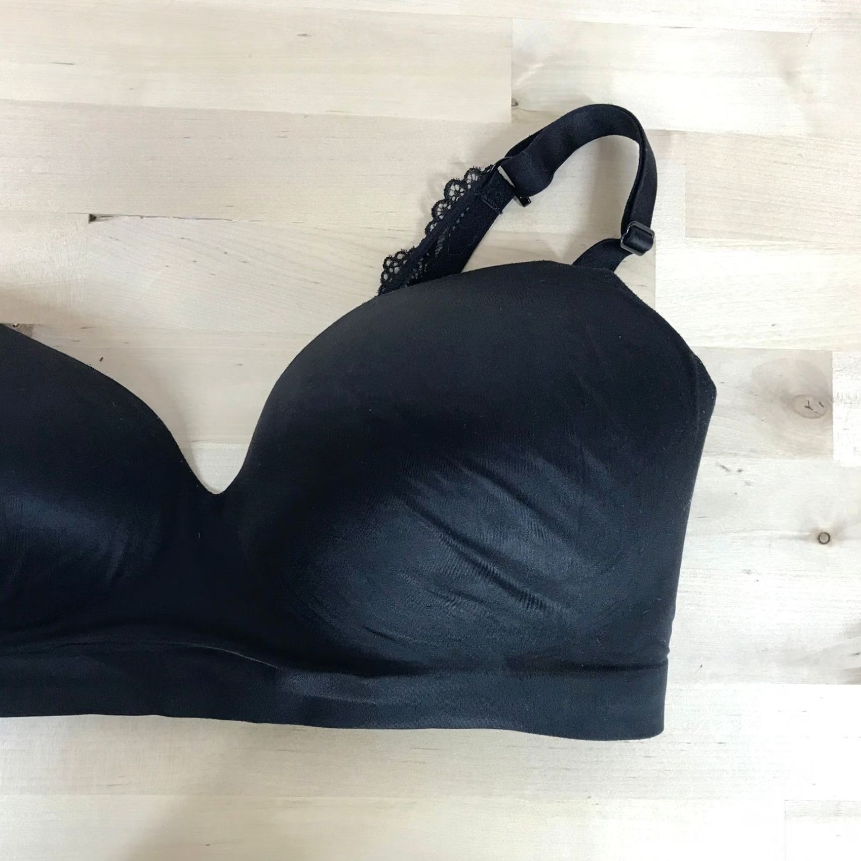 Vintage Soma Enbliss Wireless Bra Black Lace Trim Adjustable Straps 38D Size ONE SIZE - 3 Thumbnail