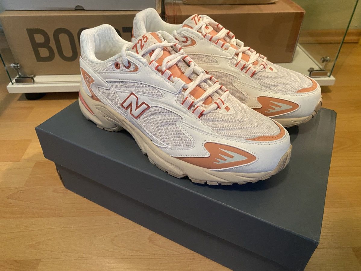 New Balance New Balance 725 Size US 11 / EU 44 - 2 Thumbnail