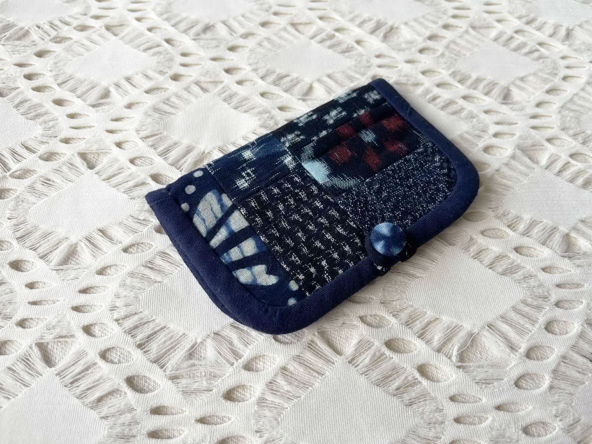 Vintage Wabi Sabi Japanese Vintage Kimono Fabric Patchwork card case Size ONE SIZE - 1 Thumbnail
