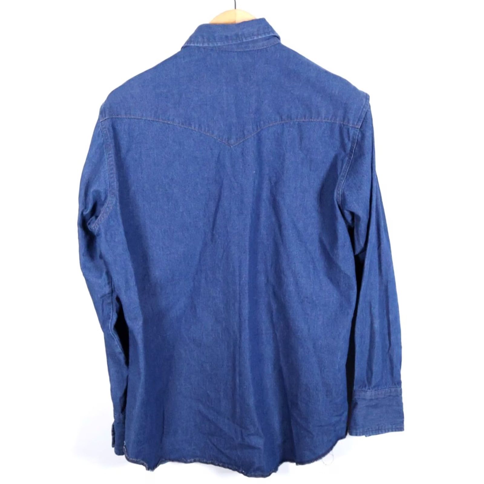 Wrangler VINTAGE Wrangler Denim Western Shirt Men's Medium Blue Pearl Snap Rockabilly Retro Shirt Size US M / EU 48-50 / 2 - 2 Thumbnail