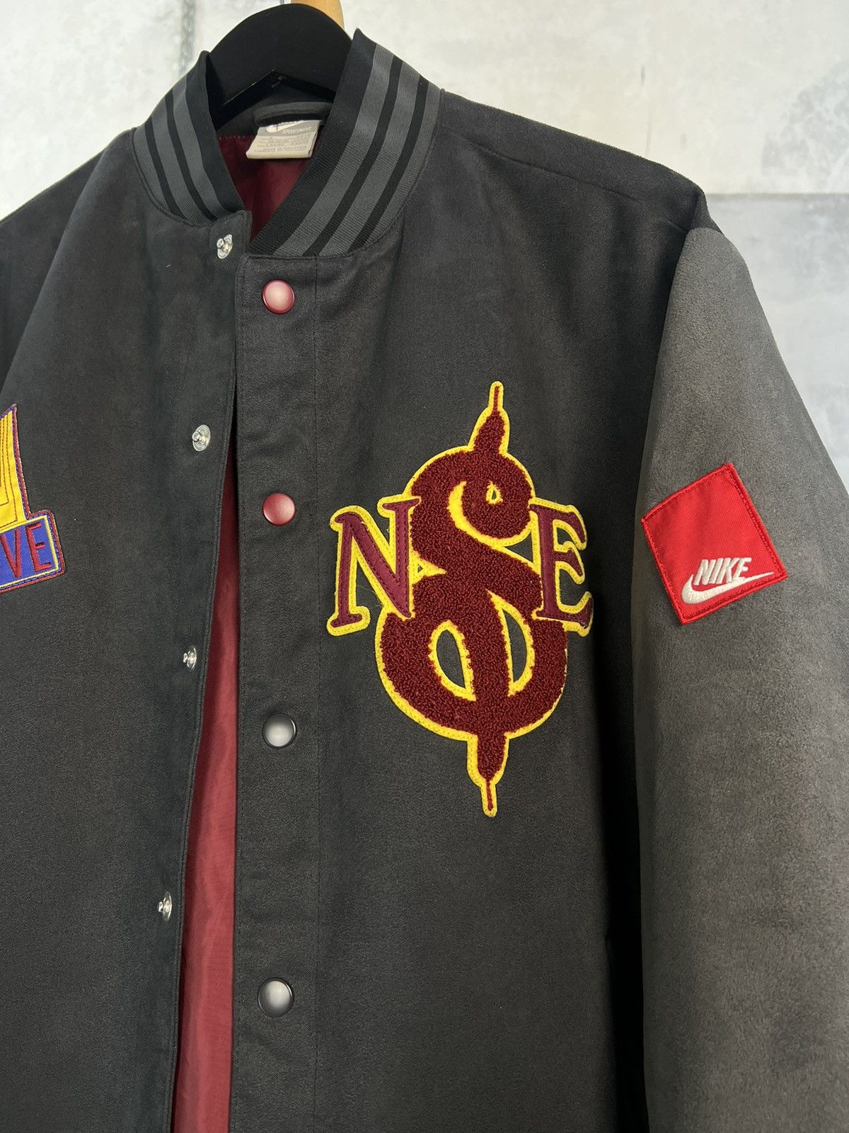 Vintage Vintage Nike Bomber Jacket Size S Size US S / EU 44-46 / 1 - 3 Thumbnail