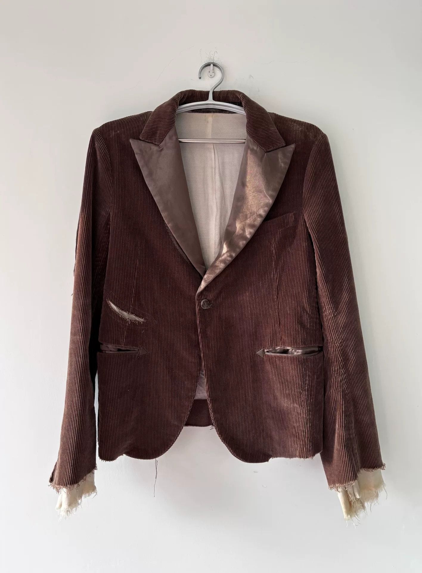 Takahiromiyashita The Soloist. The Soloist Early Velvet Court Blazer Size US S / EU 44-46 / 1 - 1 Thumbnail