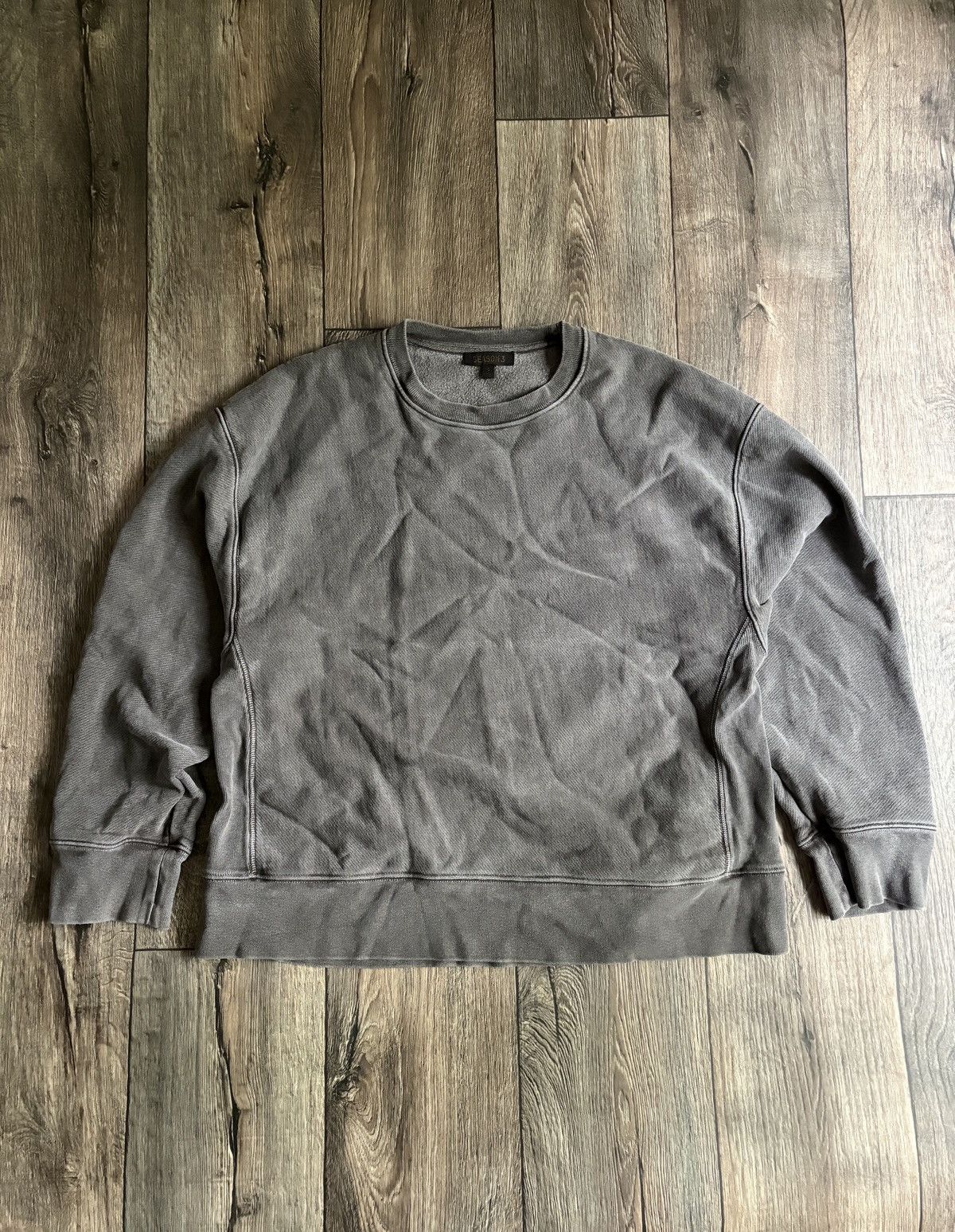 Yeezy Yeezy Season 3 Fluoro Gray Crewneck Sweatshirt Size US S / EU 44-46 / 1 - 3 Thumbnail