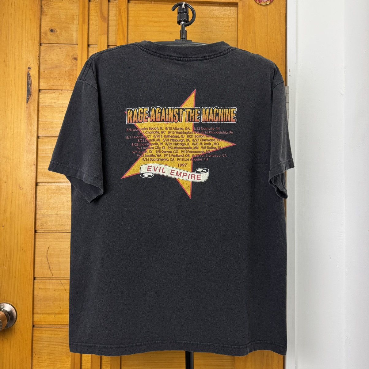 Band Tees Vintage Rage Against the Machine Shirt 90’ Size US L / EU 52-54 / 3 - 2 Thumbnail