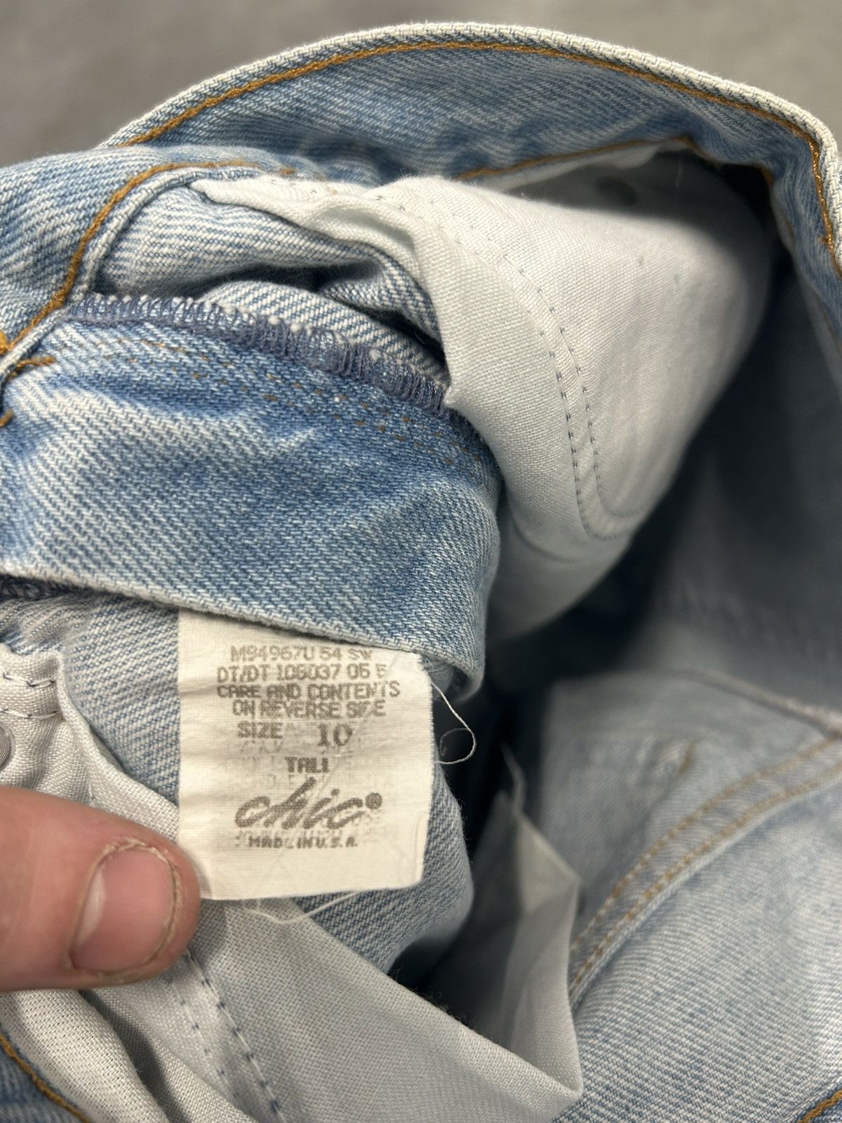 Vintage Custom Chic high waisted straight leg distressed jeans Size 32" / US 10 / IT 46 - 6 Thumbnail