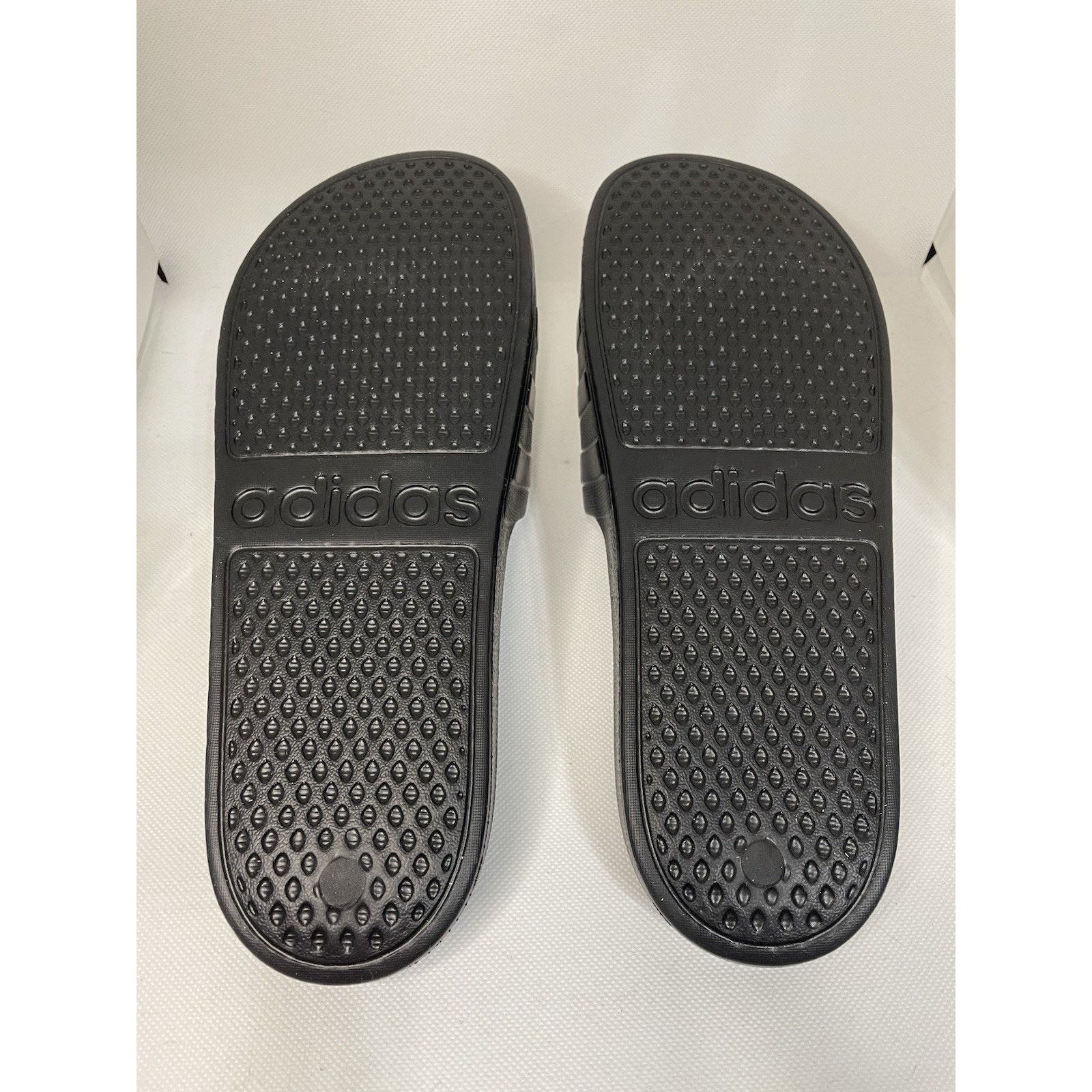 Adidas Adidas Adilette Aqua Slides BNWT Mens 11 Blk/Blk/Blk Size US 11 / EU 44 - 8 Thumbnail