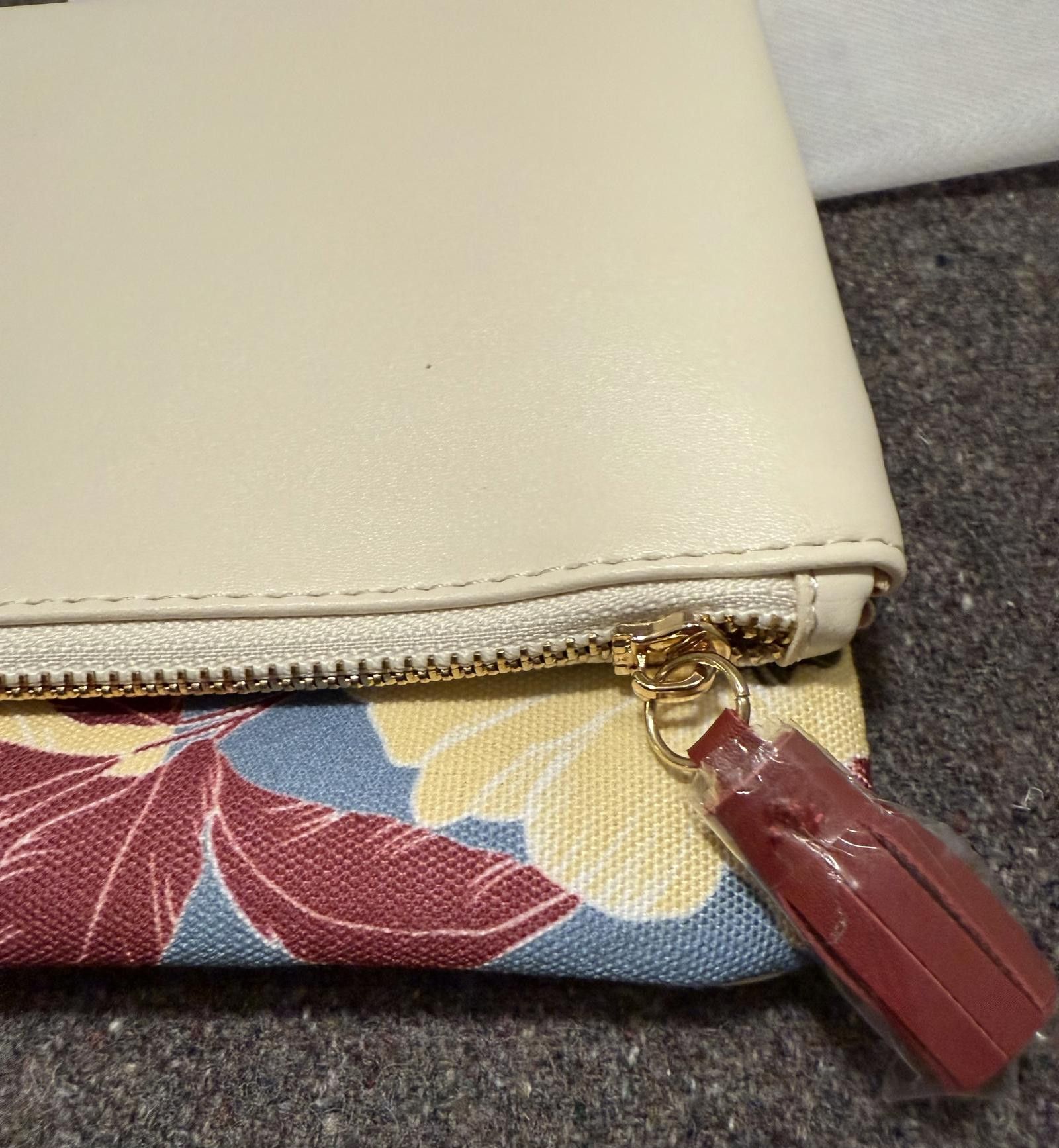 Rachel Pally NWOT Fold-over Reversible Cluth-Cream & Floral Size ONE SIZE - 5 Thumbnail