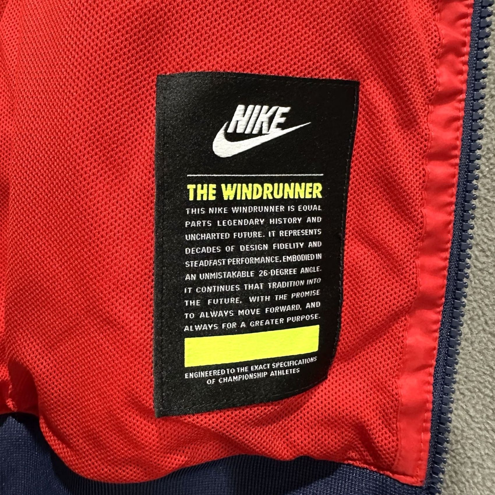 Nike Nike Windrunner Jacket Mens M Red Hooded Full Zip Colorblock Windbreaker Size US M / EU 48-50 / 2 - 4 Thumbnail