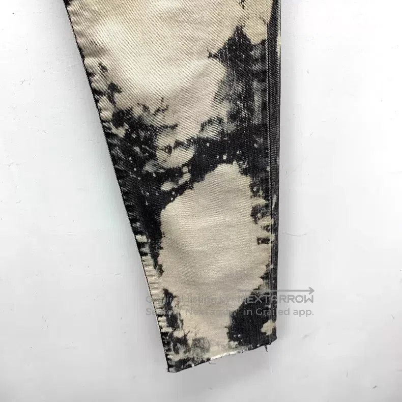 Gucci Gucci Black and white color-blocking ink dyed floral embro Size 26" / US 2 / IT 38 - 5 Thumbnail