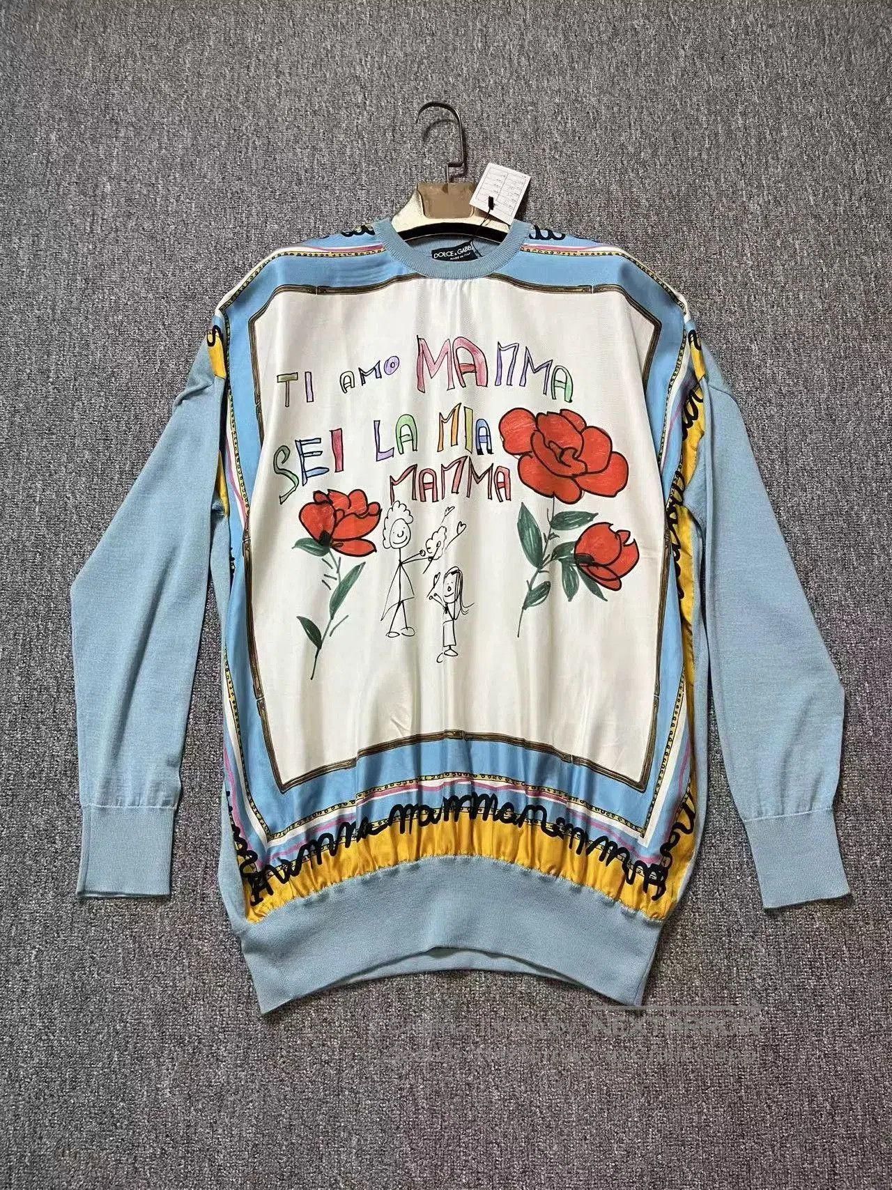 Dolce & Gabbana Dolce&Gabbana Cashmere Silk Sweatshirt. Size XS / US 0-2 / IT 36-38 - 1 Thumbnail