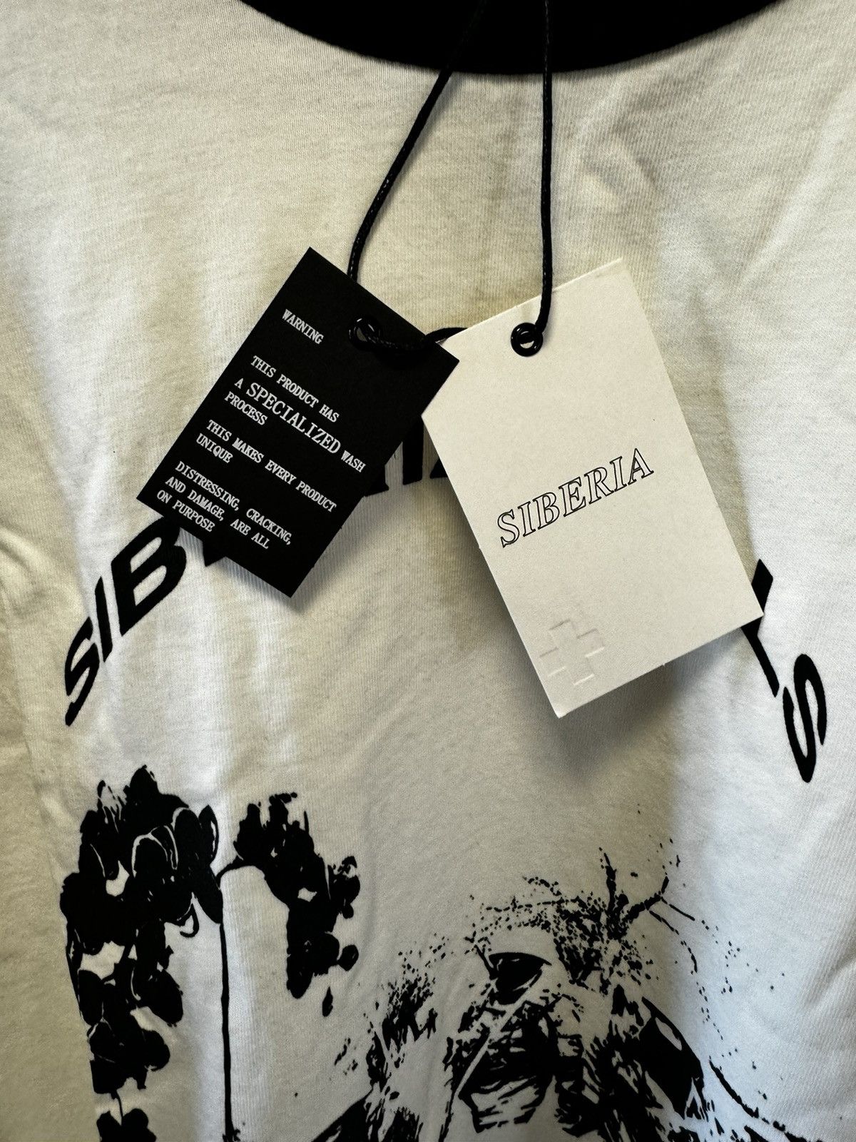 Siberia Hills Siberia Hills FW23 Panel Longsleeve Cloud Dancer Size US L / EU 52-54 / 3 - 8 Thumbnail