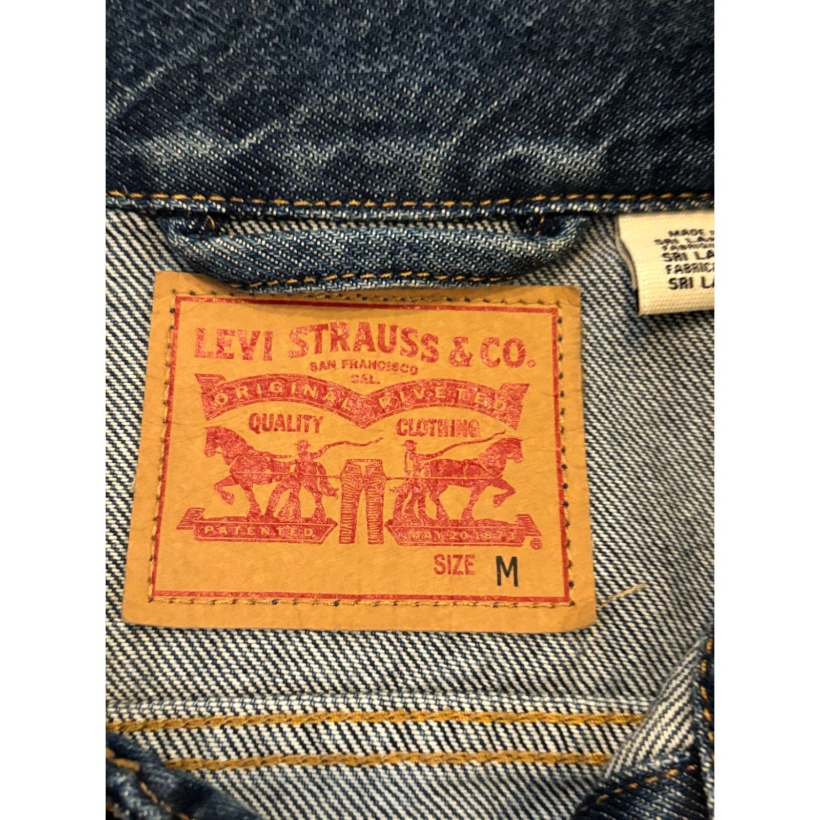 Levi's VINTAGE Levi's Original Trucker Jacket Women Medium Denim Blue Stars (Bronze) Size 32" / US 10 / IT 46 - 4 Thumbnail