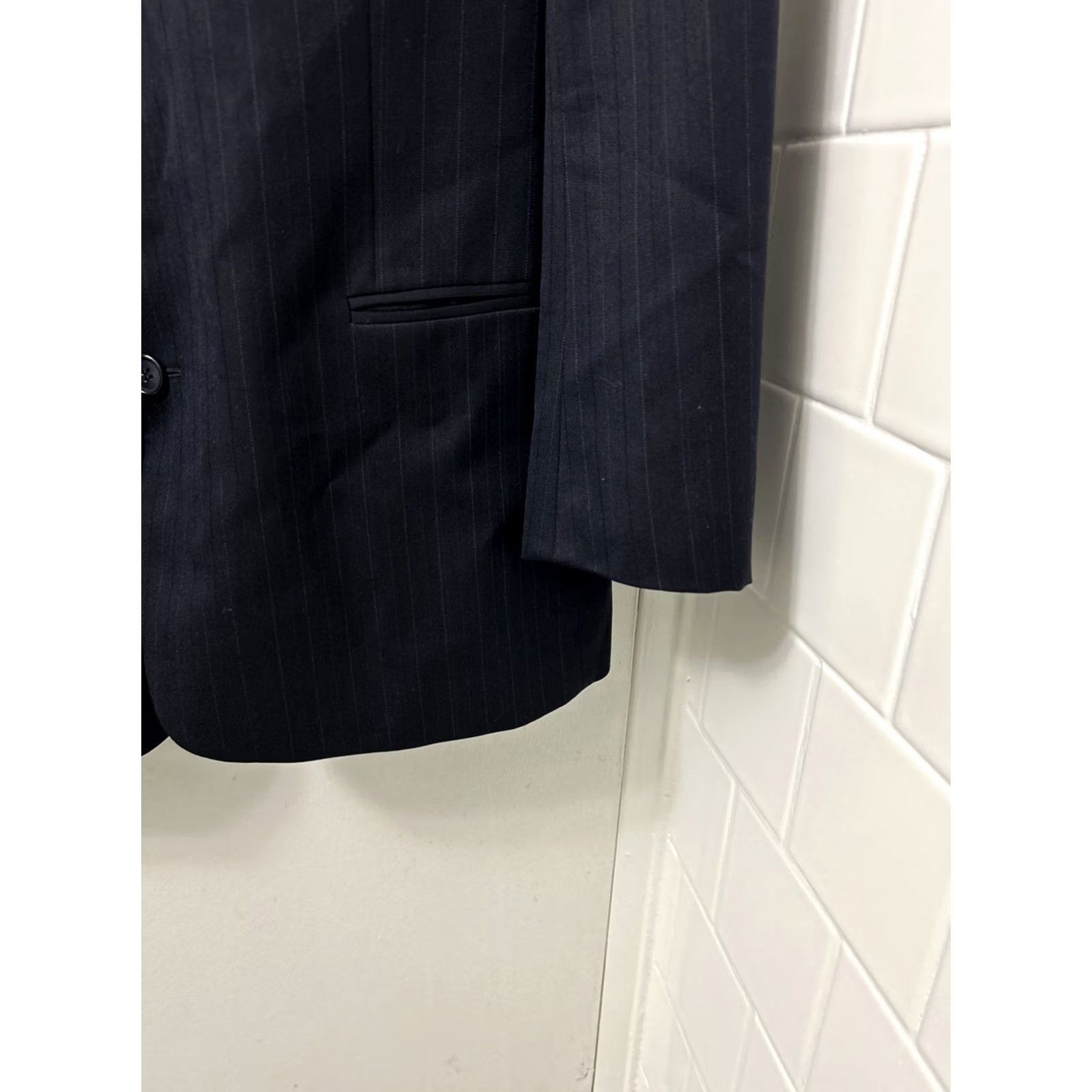 Hugo Boss VINTAGE Hugo Boss Blazer Mens Sz 46R Black Pinstripe Wool 2 Buttons Sport Coat Size 46R - 5 Thumbnail