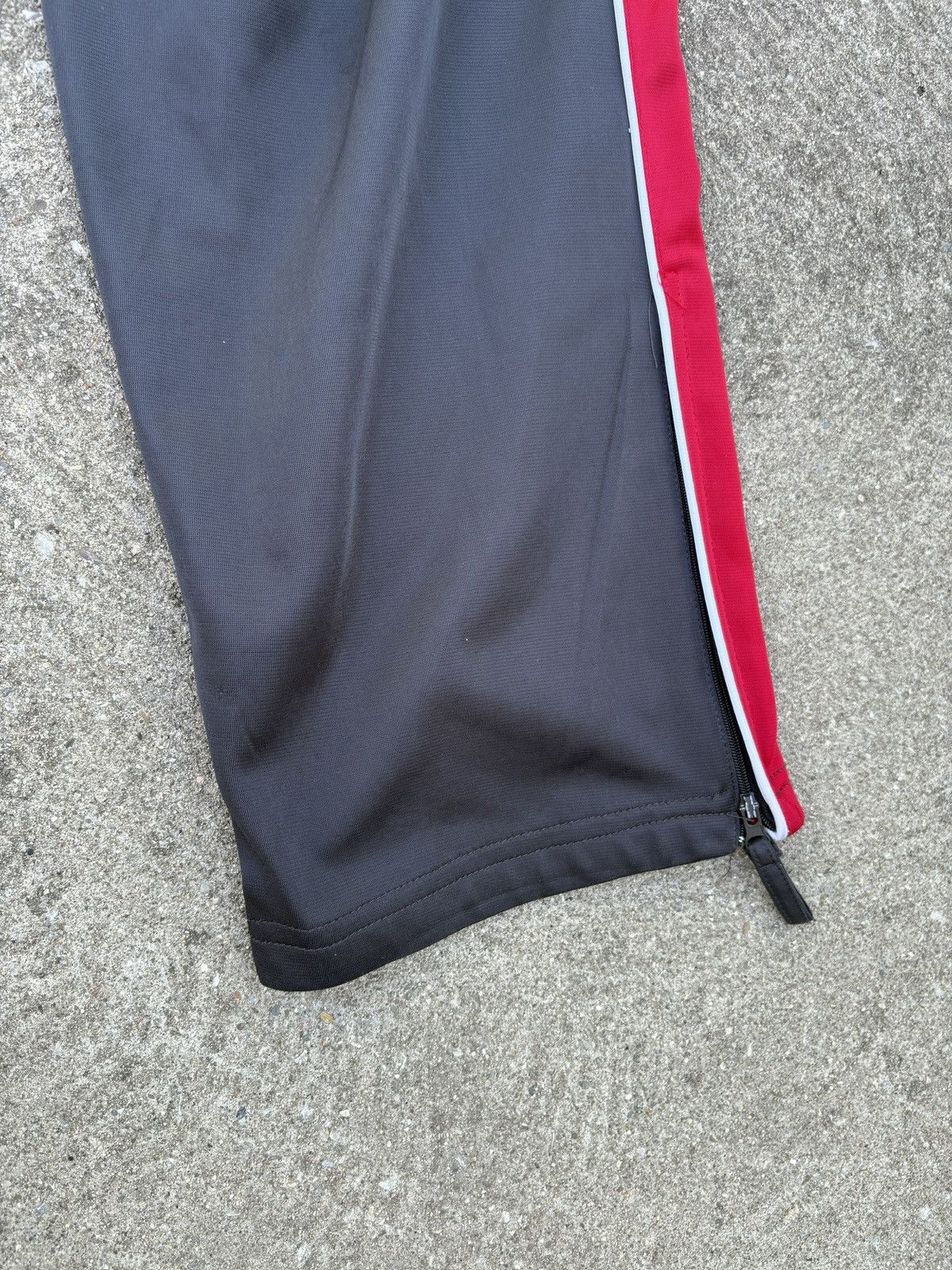Vintage Vintage Sportswear Sweatpants Streetwear Large Grey Red Size US 34 / EU 50 - 12 Thumbnail