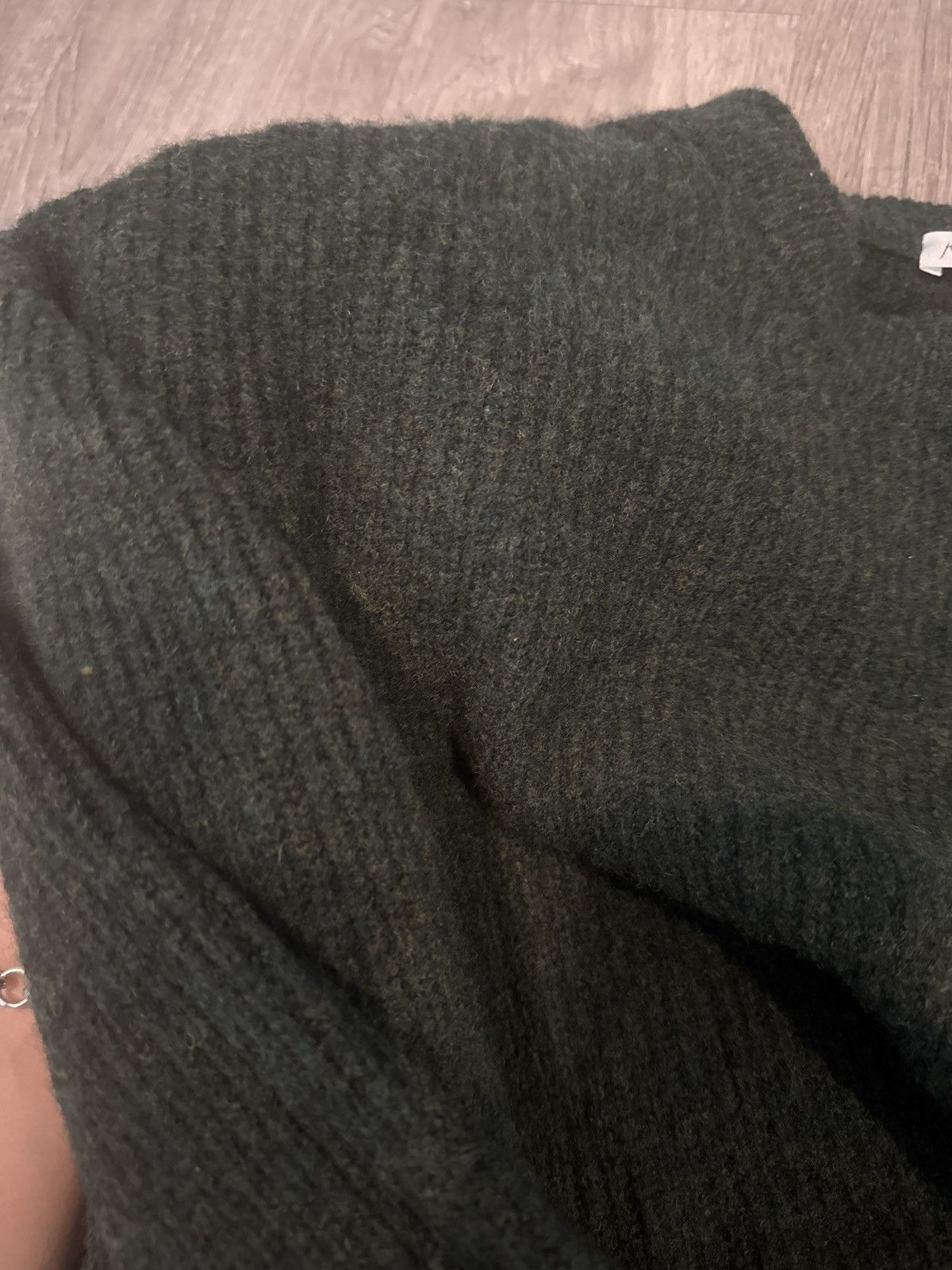 Other Pre-Owned Green Sweater – Size M Size US M / EU 48-50 / 2 - 1 Thumbnail