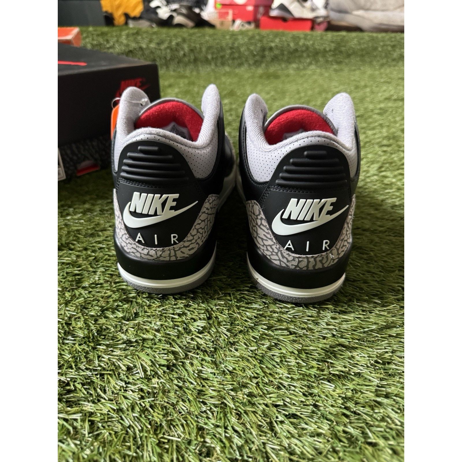 Jordan Brand Air Jordan 3 Retro OG 2024 Black Cement Size 9 Men’s Size US 9 / EU 42 - 3 Thumbnail