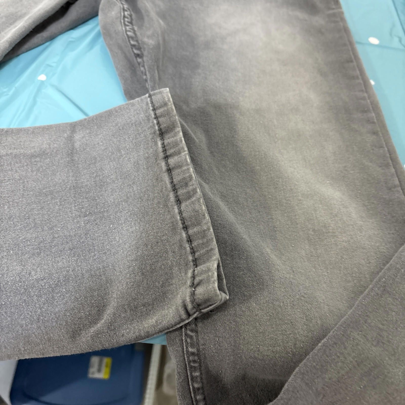Ecko Unltd. Marc Ecko Cut Sew Jeans Men’s Size 34x30 Gray/Blk Size US 34 / EU 50 - 4 Thumbnail