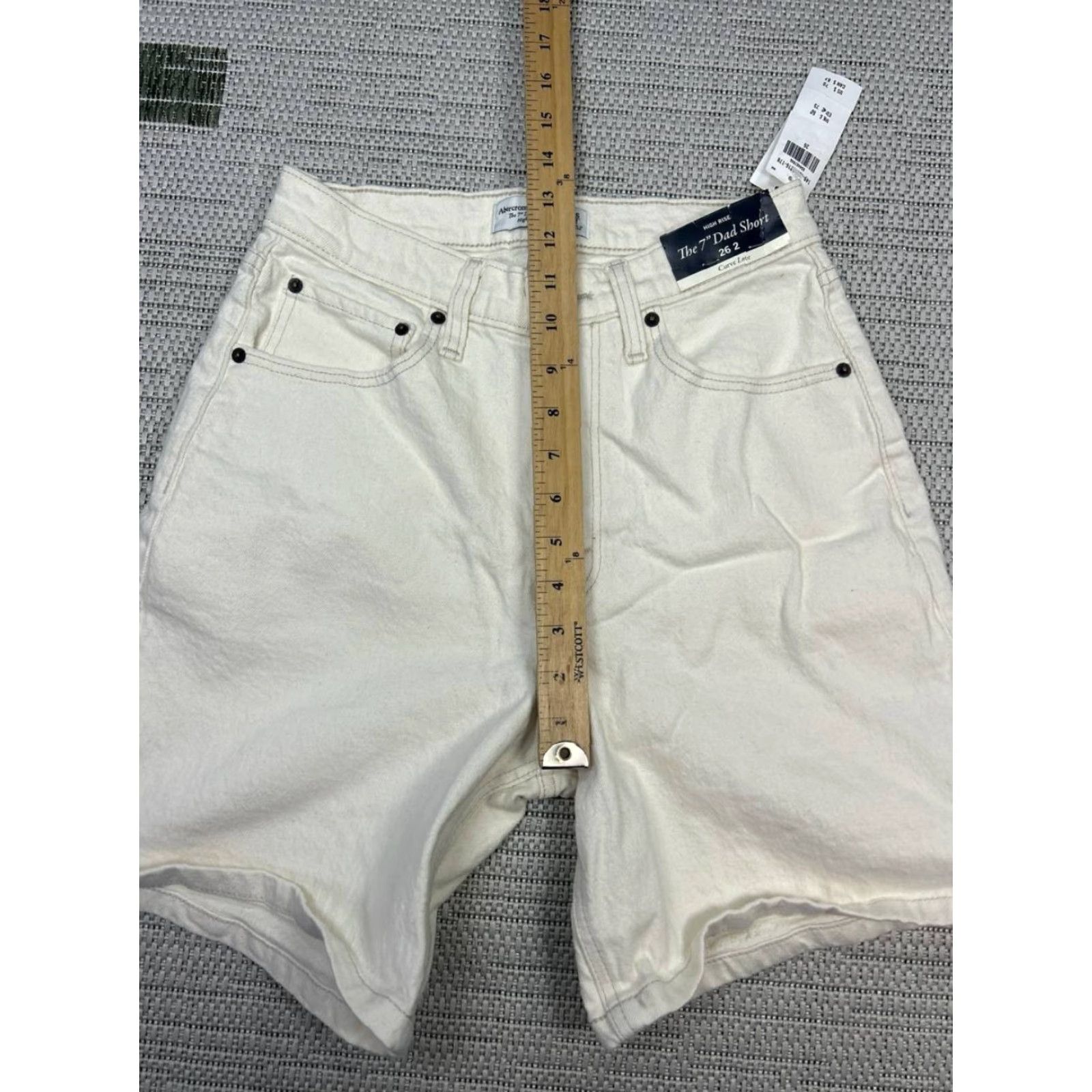Abercrombie & Fitch Abercrombie & Fitch The 7 Inch Dad Shorts Womens 2 Beige Cotton Curve Love Size 26" / US 2 / IT 38 - 4 Thumbnail