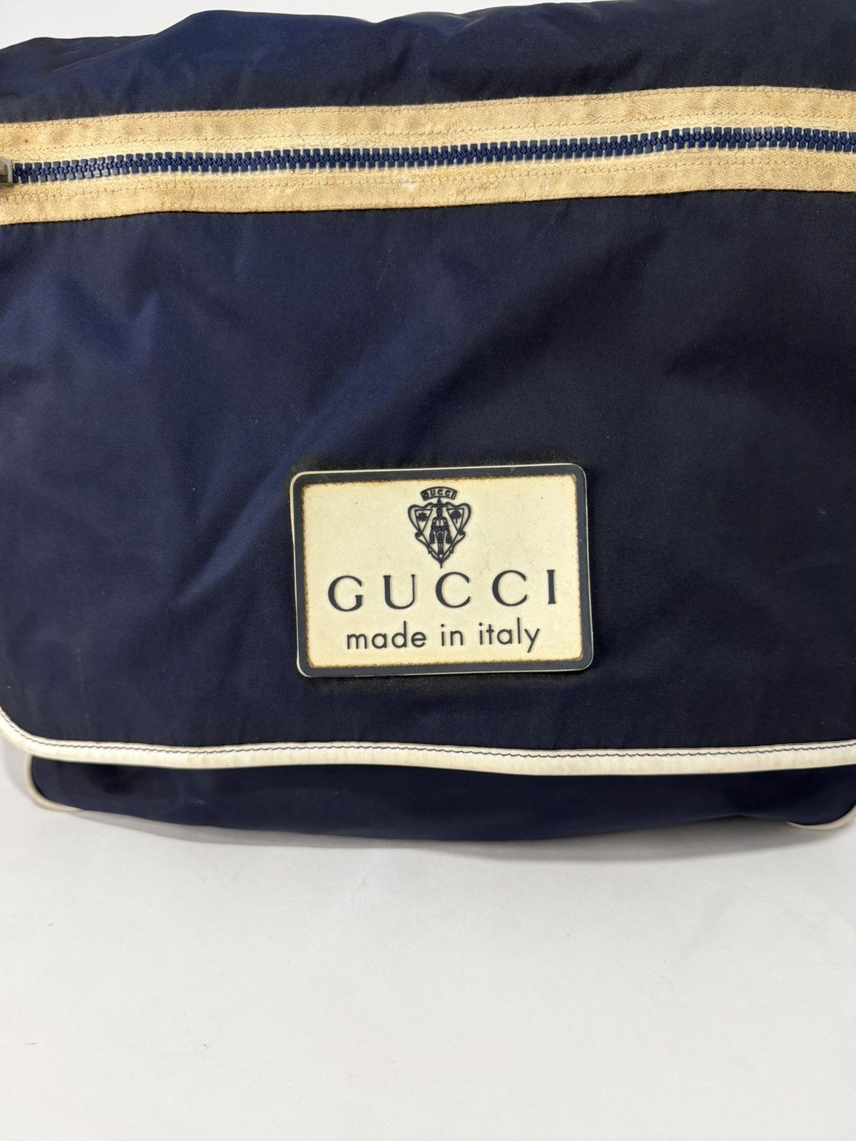 Gucci Gucci Vintage Nylon Messenger Bag Navy & Cream Size ONE SIZE - 2 Thumbnail