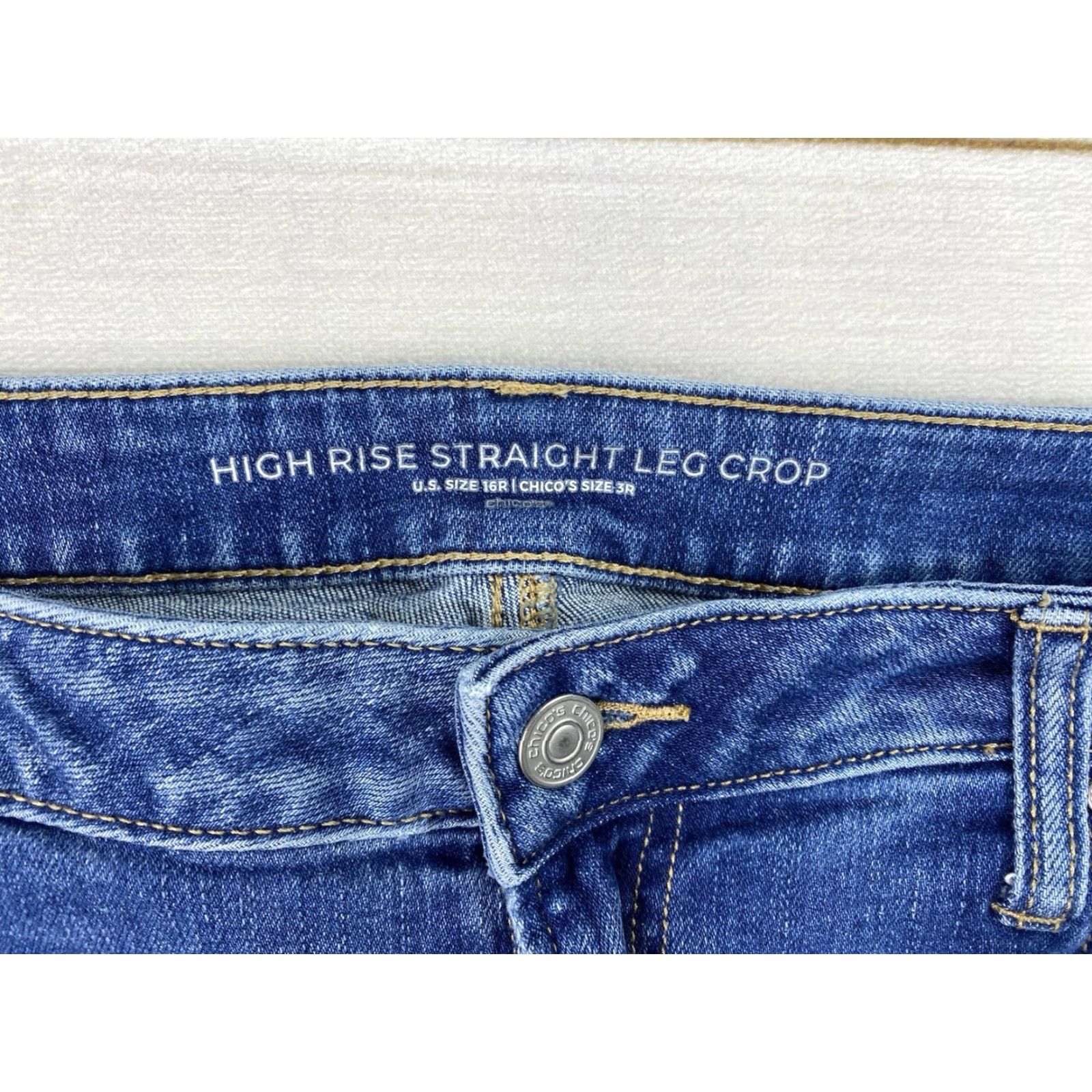 Vintage Chicos Jeans Sz 3 16 High Rise Straight Leg Crop Distressed Denim Stretch 5-Pocket Button Zip Size 26" / US 2 / IT 38 - 3 Thumbnail