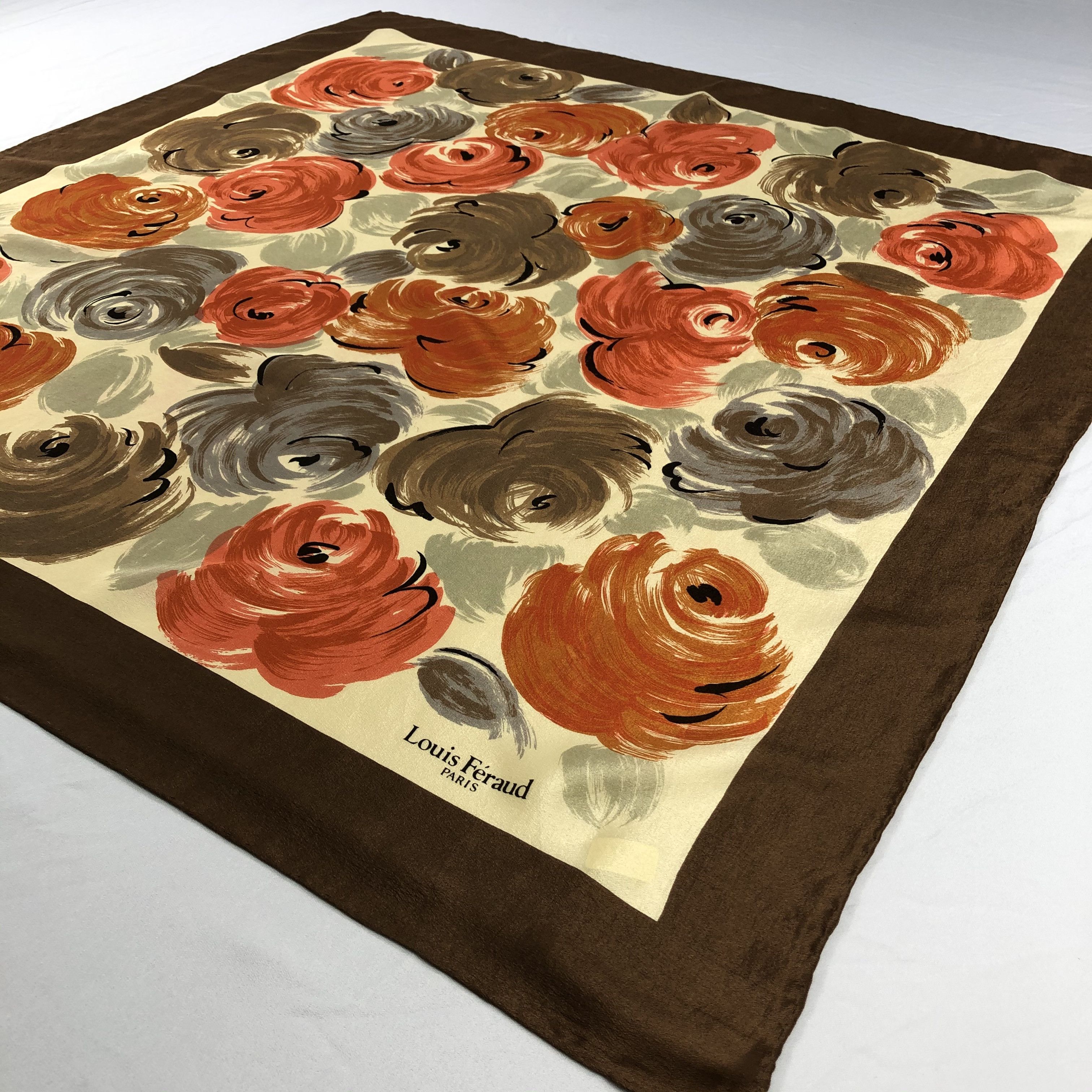 Louis Feraud Vintage Louis Feruad Silk Scarf Size ONE SIZE - 3 Thumbnail