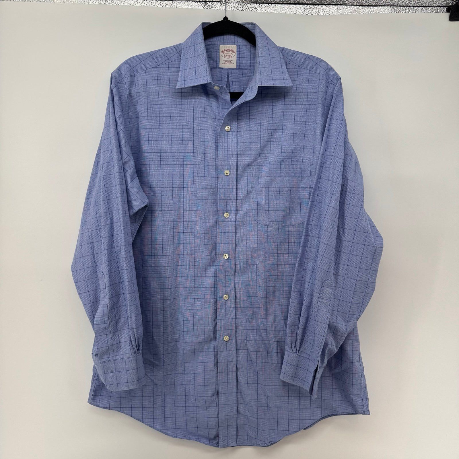 Brooks Brothers Brooks Brothers Blue Buttons Shirt Mens 15.5 x 33 Tradition Size US M / EU 48-50 / 2 - 1 Thumbnail