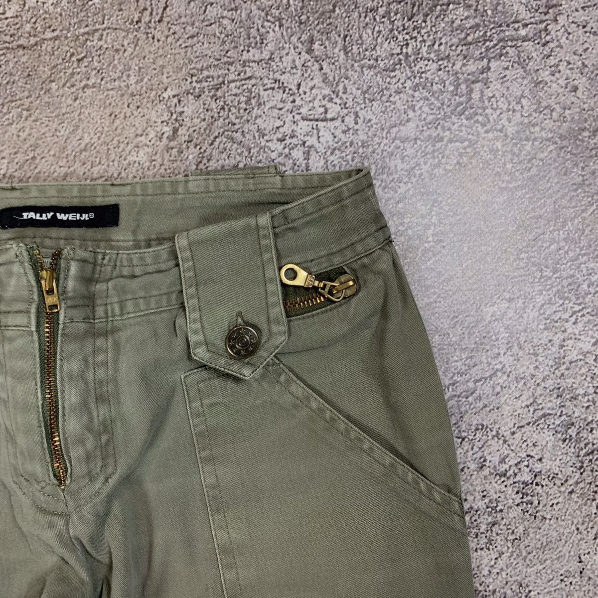 Vintage Y2K Baggy Cargo Pants Wide Leg Utility Streetwear Olive 26 Size 26" / US 2 / IT 38 - 6 Thumbnail