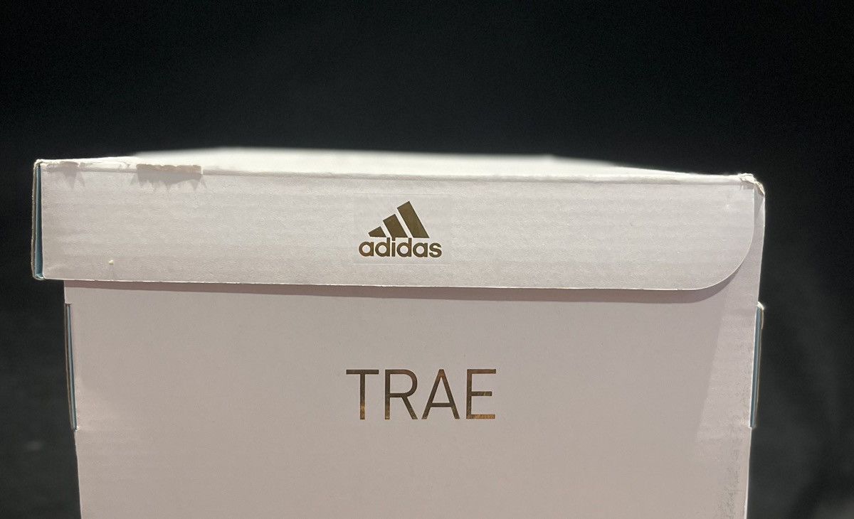 Adidas Adidas 2022 Trae Young 2.0 Size US 11 / EU 44 - 7 Thumbnail