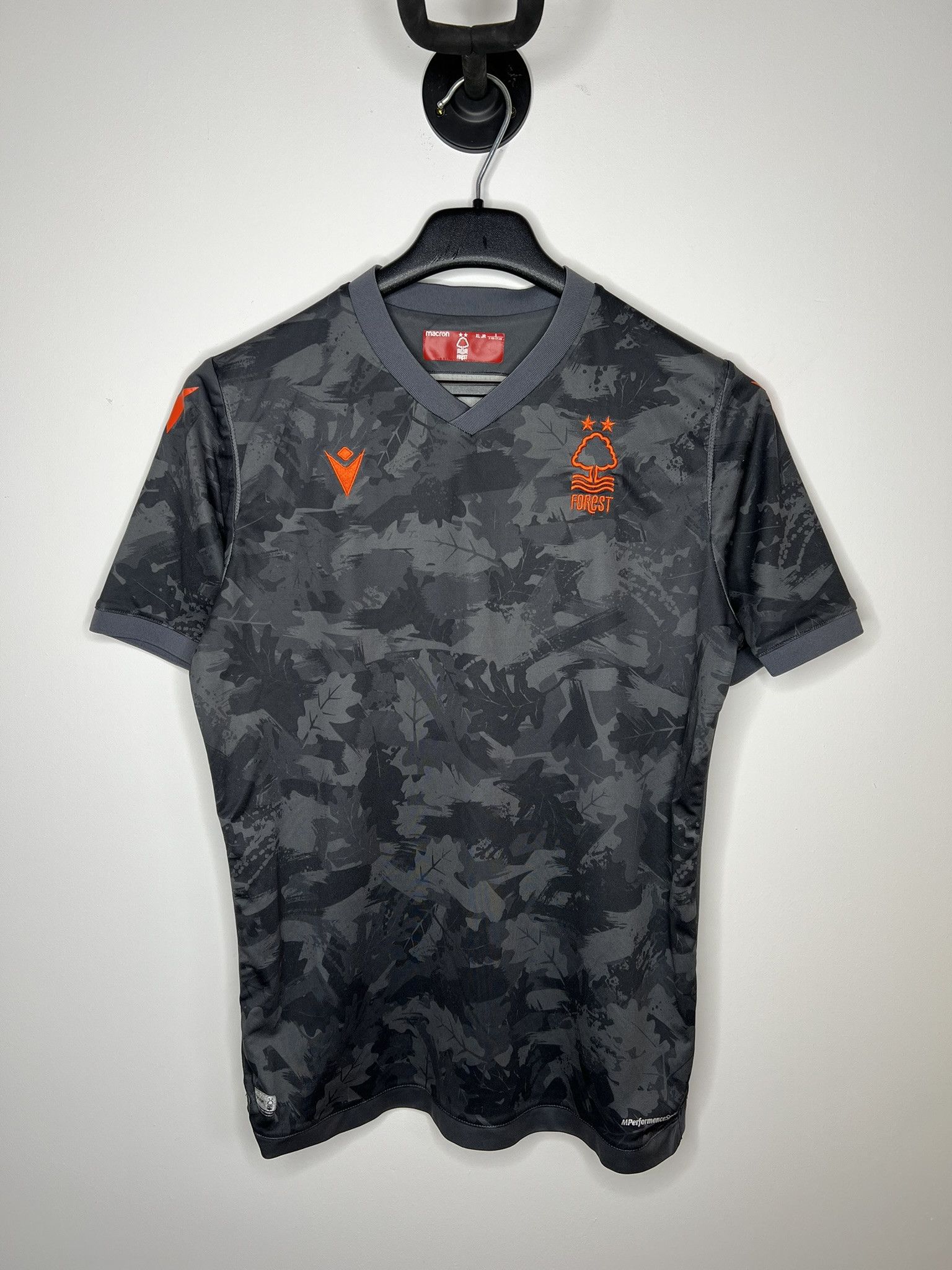 Macron NOTTINGHAM FOREST 2020 2021 AWAY FOOTBAL SHIRT SOCCER JERSEY Size US S / EU 44-46 / 1 - 1 Thumbnail