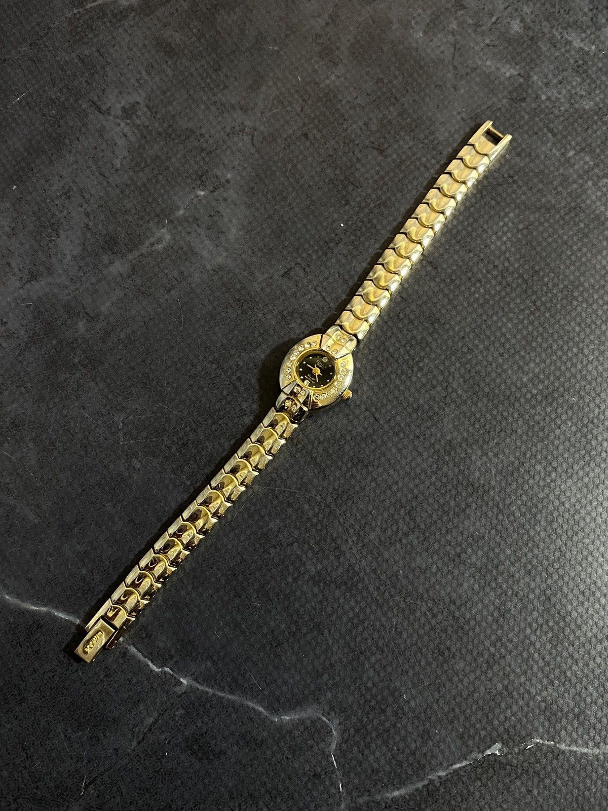 Japanese Brand × Vintage Crystal Black Dial Bracelet Watch with Rhinestones Size ONE SIZE - 5 Thumbnail