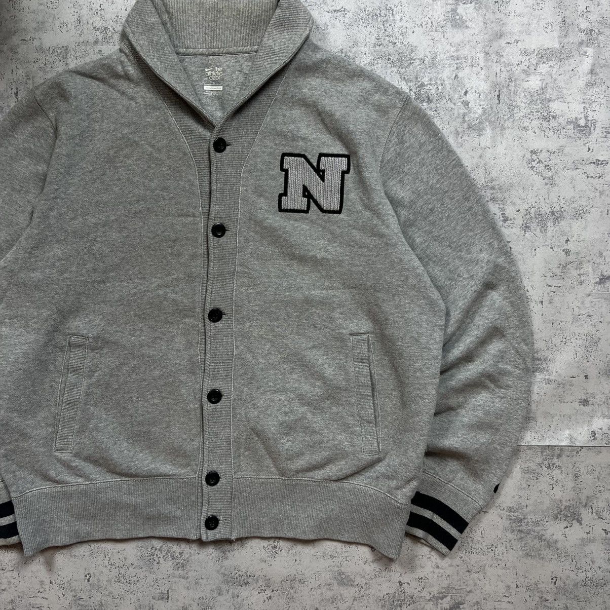 Nike 00s NIKE EMBROIDERED LOGO VINTAGE BUTTON UP CARDIGAN JACKET Size US L / EU 52-54 / 3 - 3 Thumbnail