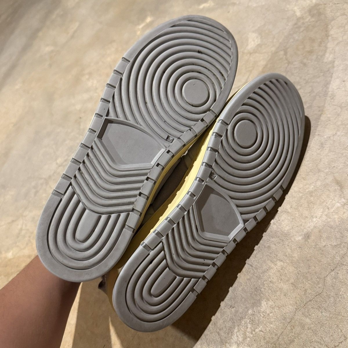 Collegium Collegium Pillar Destroyer High Platinum Suede US 13 Size US 13 / EU 46 - 9 Thumbnail
