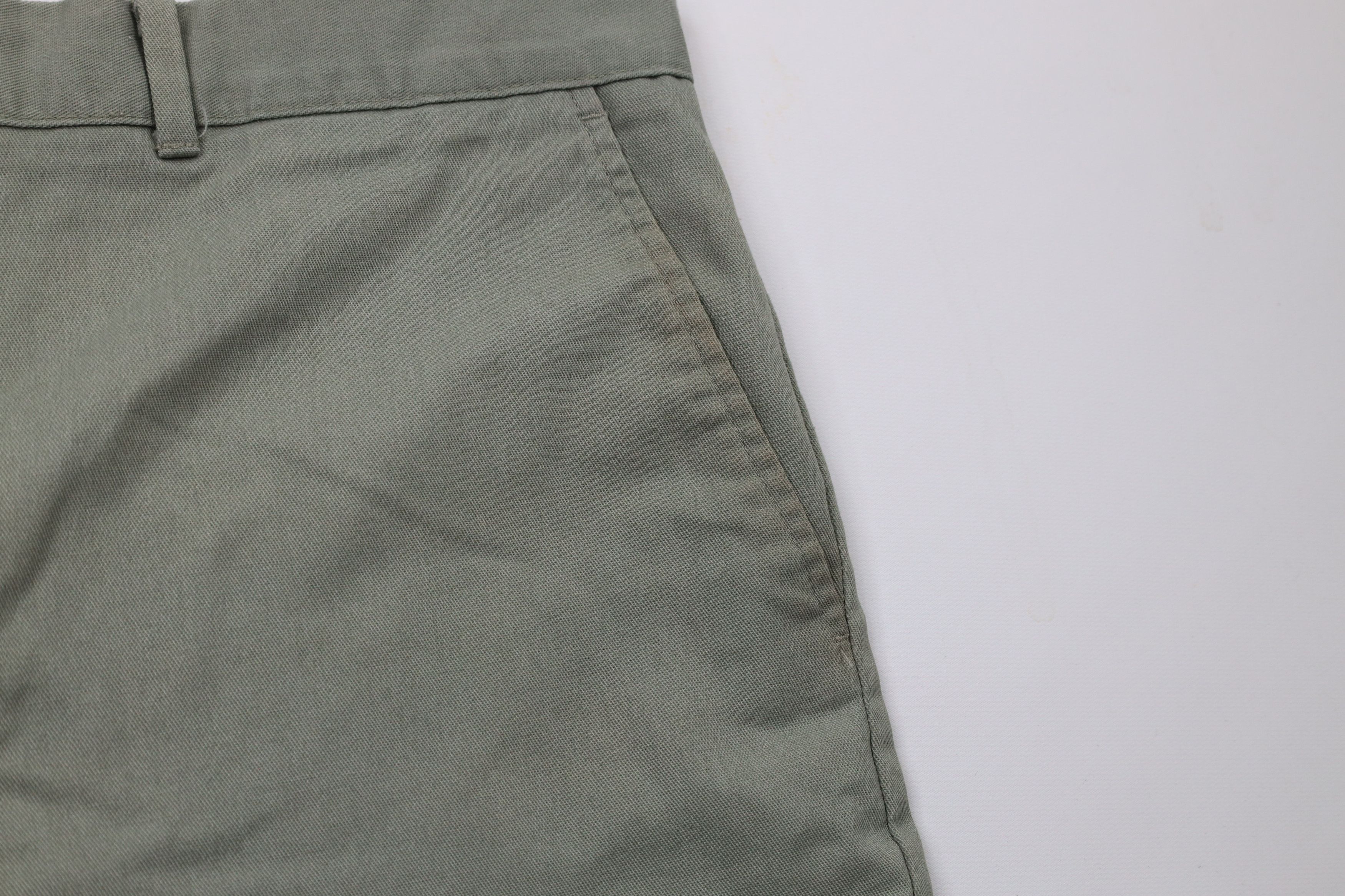 Vintage Vintage 90s Streetwear Blank Above Knee Chino Shorts Green Size US 34 / EU 50 - 6 Thumbnail