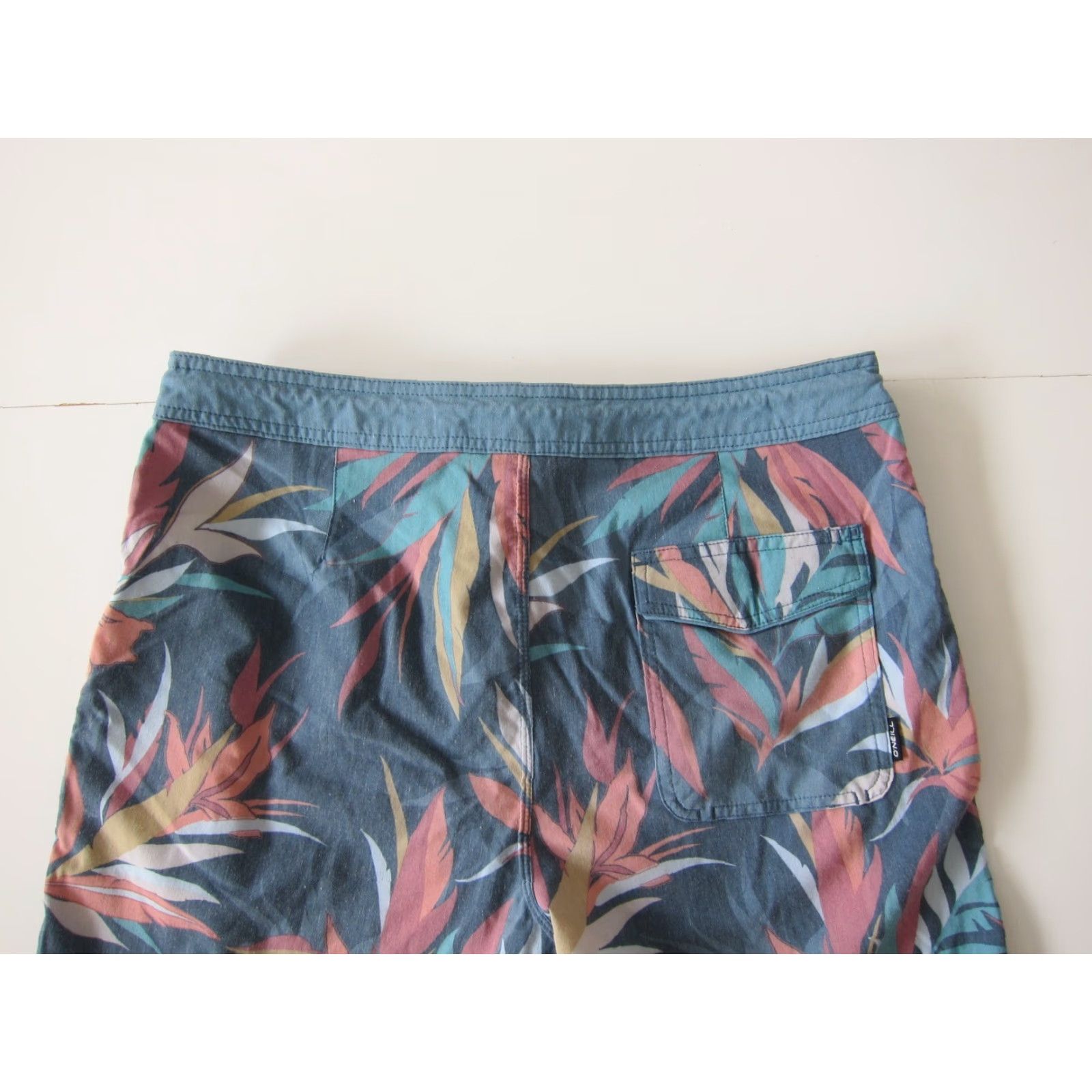 O'Neill O'NEILL Cruzers Blue Pink Floral Swim Surf Beach Cargo Board Shorts Men 34 Size US 34 / EU 50 - 5 Thumbnail