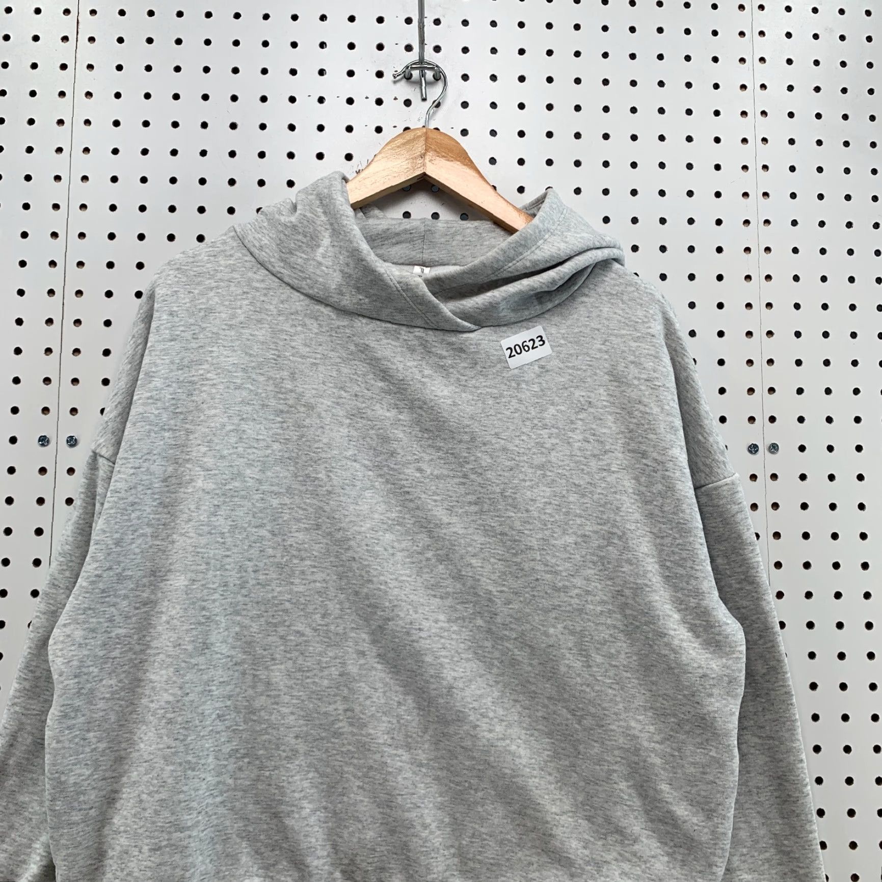 Fabletics Fabletics Hooded Sweatshirt Gray Women Small Hoodie Pullover 24x24 Cowl Size S / US 4 / IT 40 - 5 Thumbnail